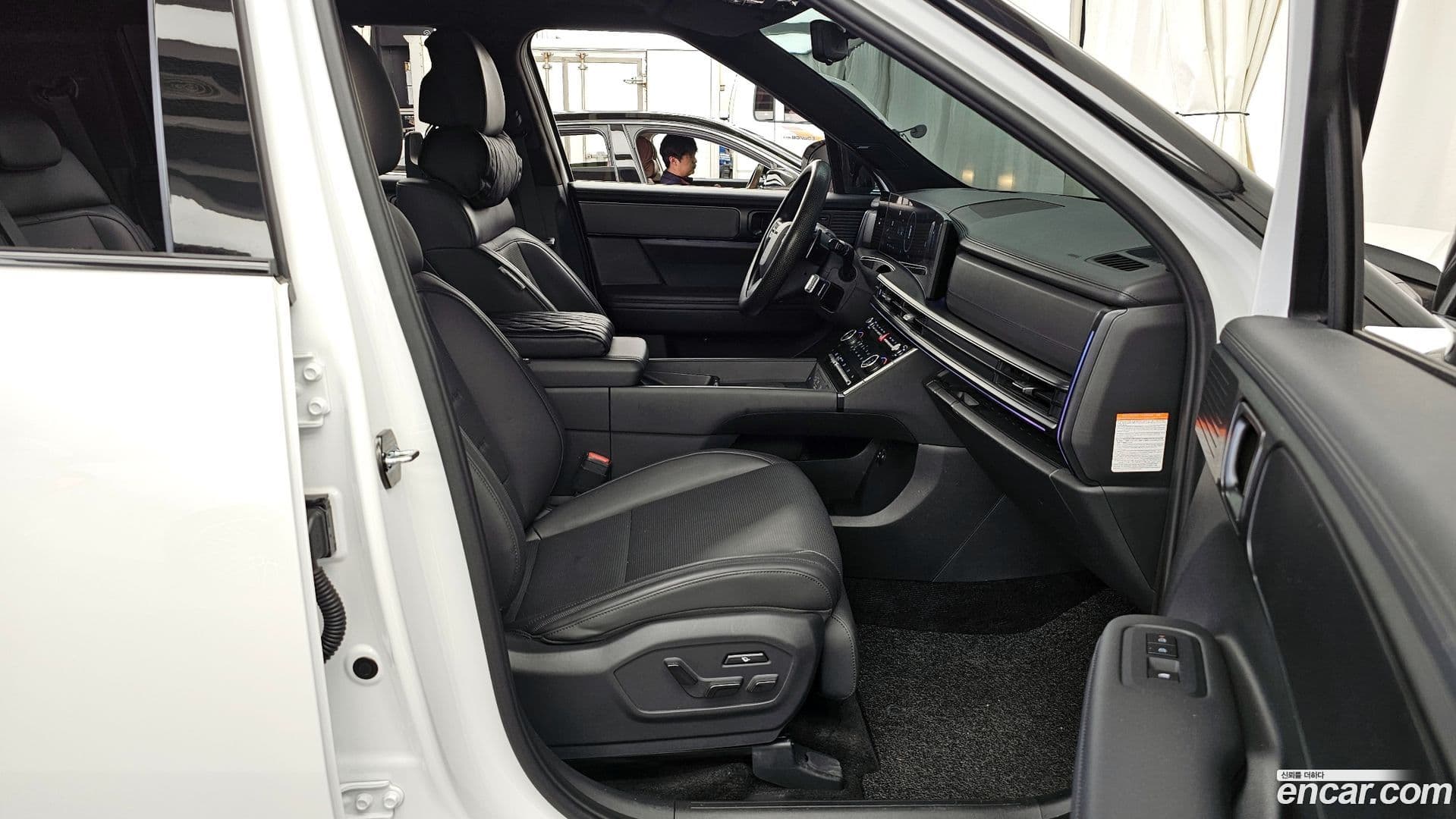 Main__Slider__Photo:Santafe Hyundai 2024.11-10