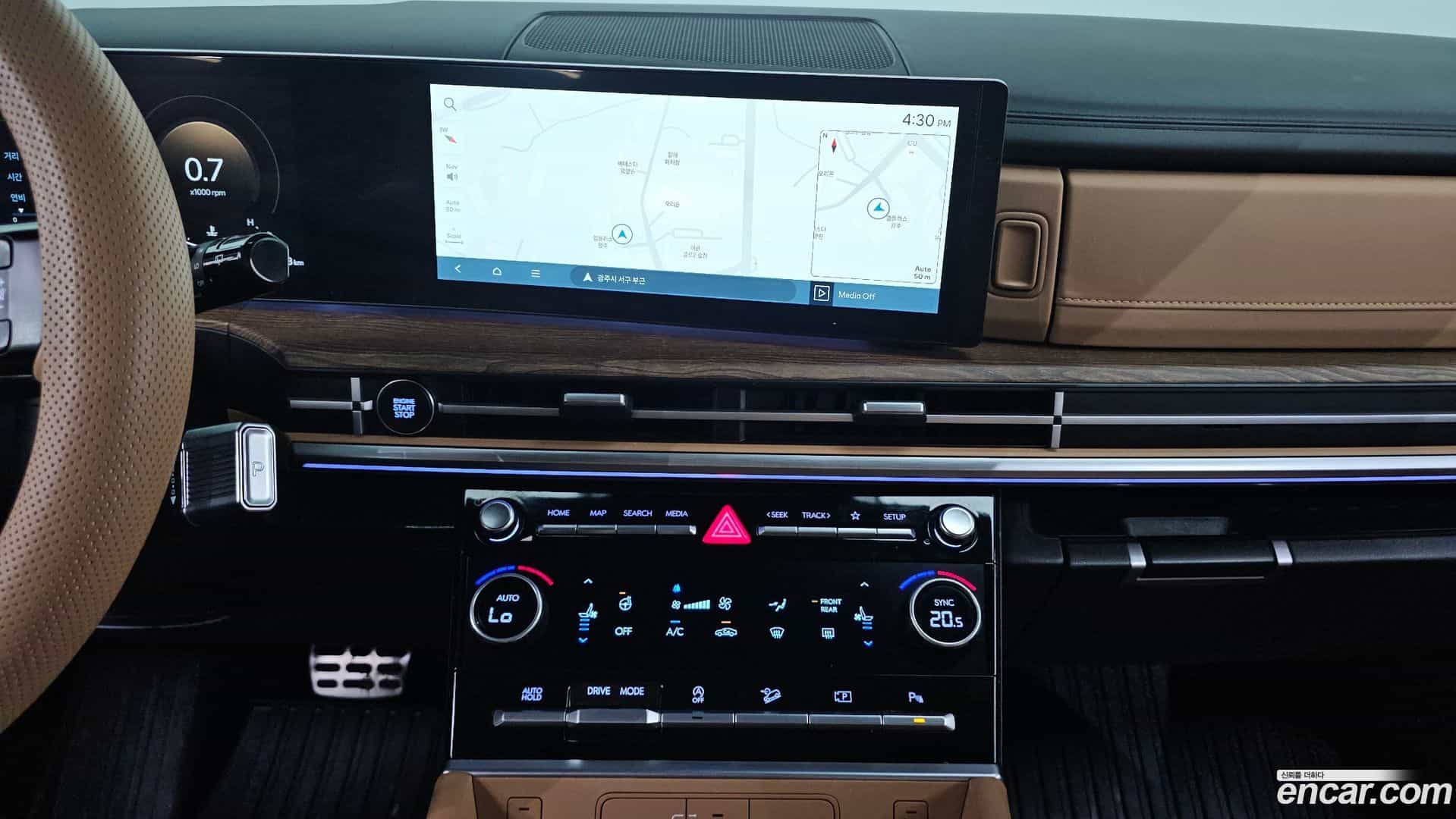 Santafe Hyundai 2023.8-OPTION-016