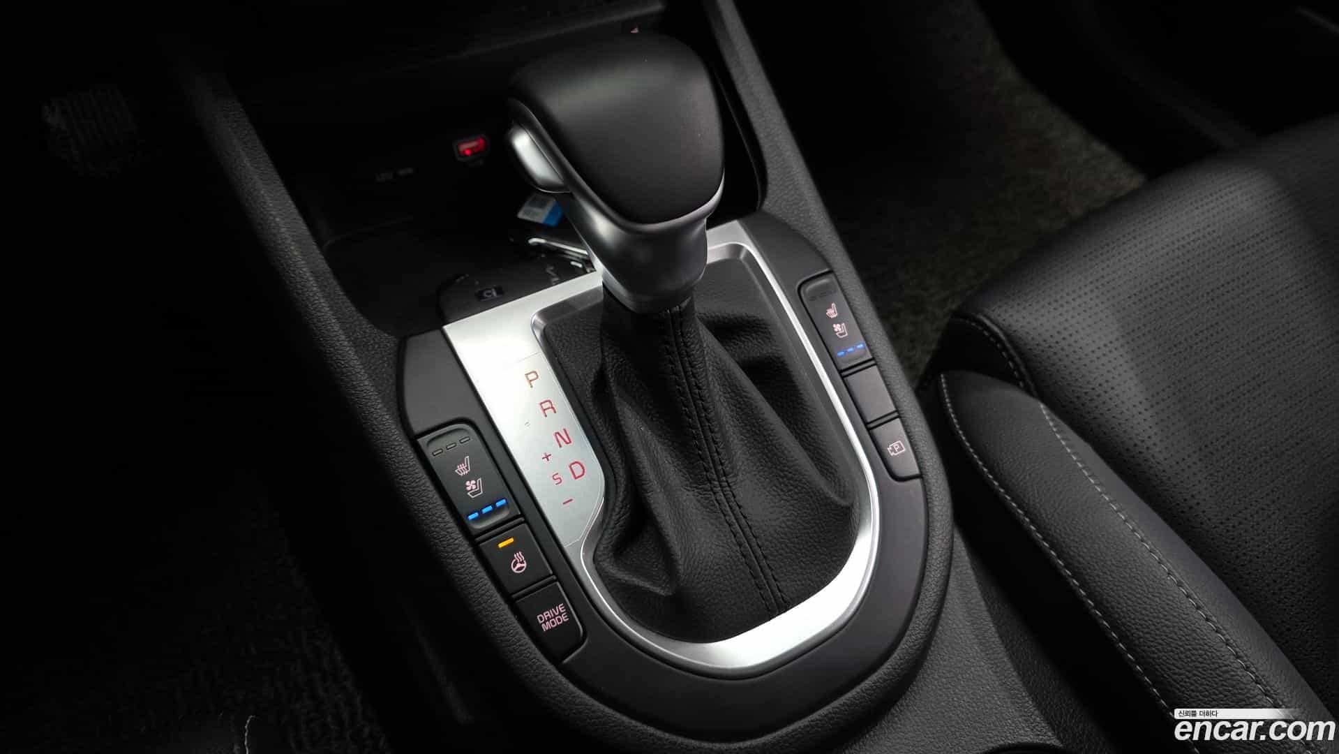 K3 Kia 2022.0-INNER-009