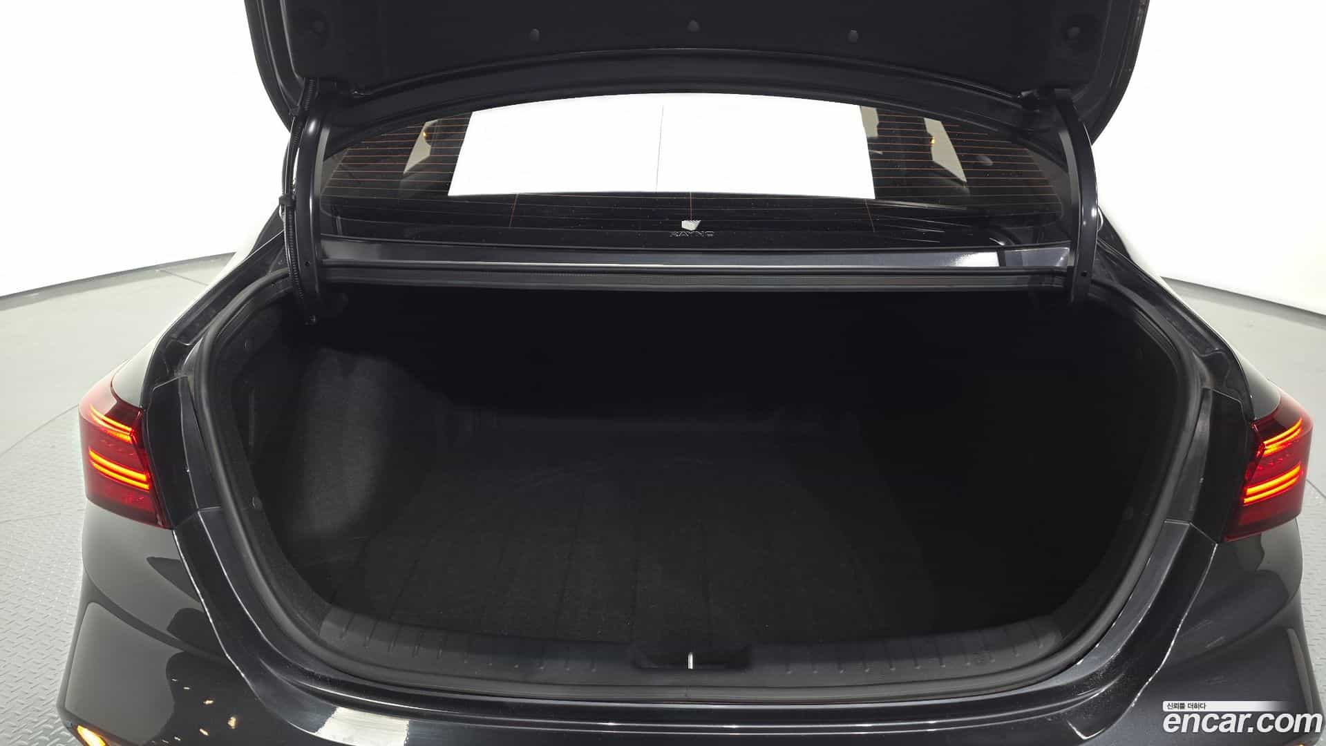 K3 Kia 2022.0-OPTION-024