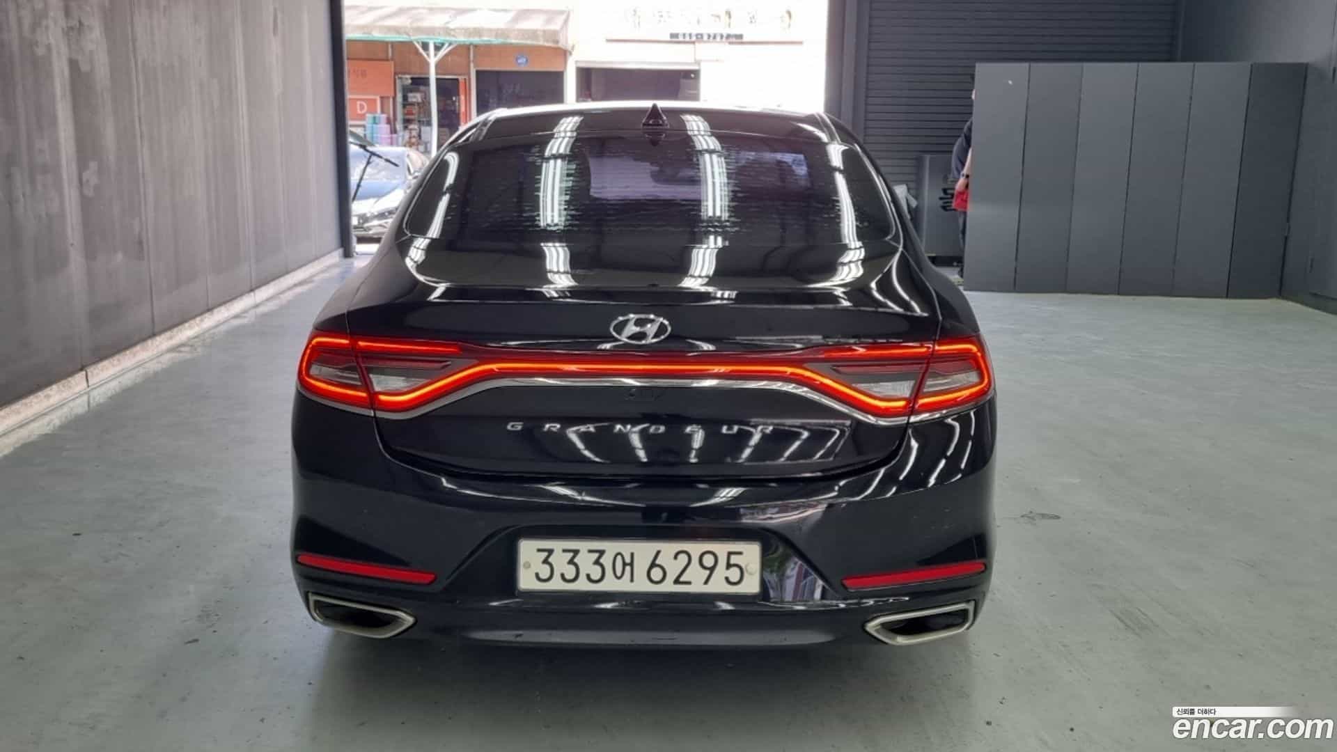 Grandeur Hyundai 2017.7-OUTER-002
