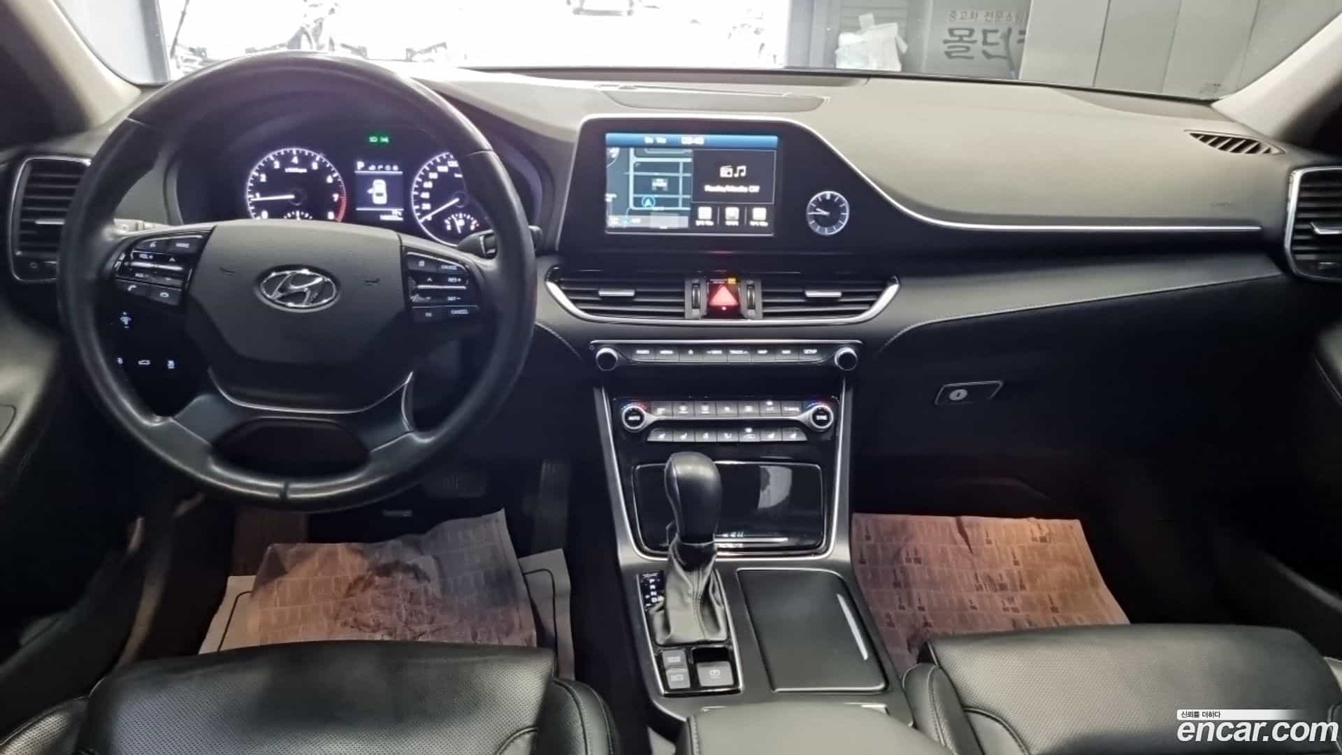 Grandeur Hyundai 2017.7-OPTION-017