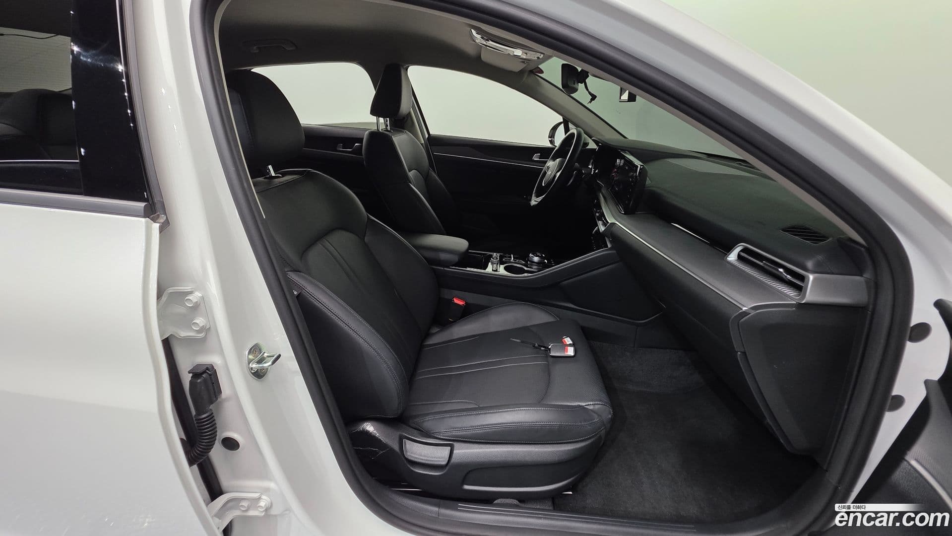 Main__Slider__Photo:K5 Kia 2022.9-25