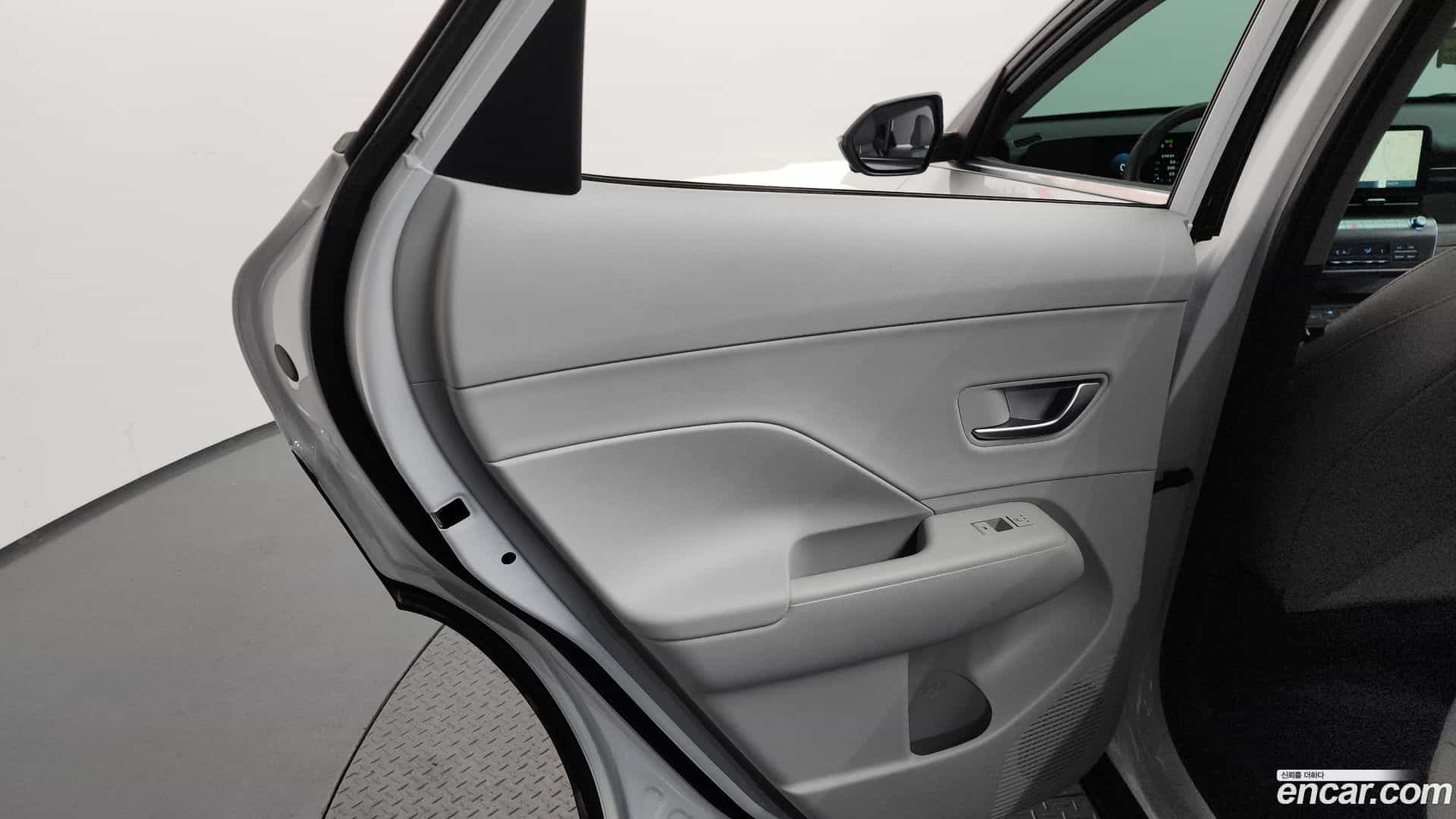Kona Hyundai 2024.3-INNER-035