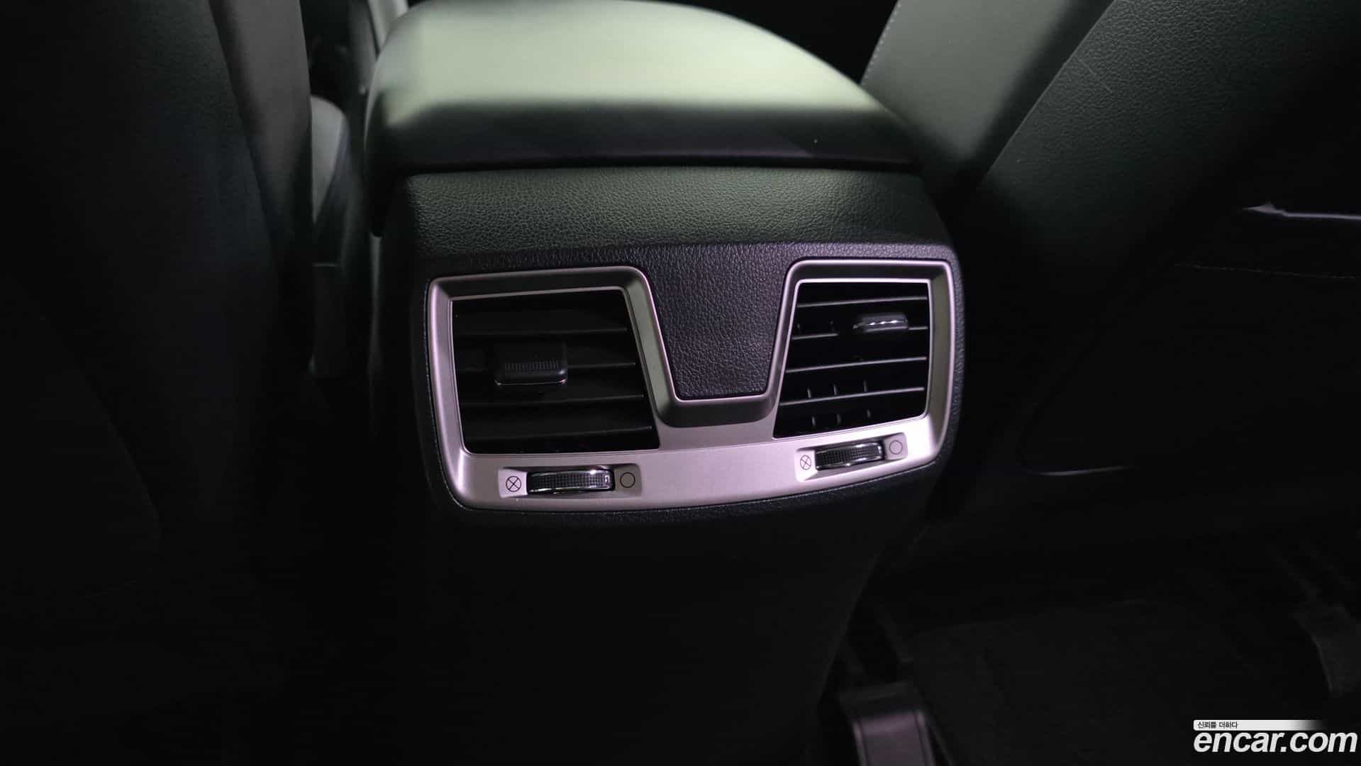 Rexton KG Mobility 2018.8-OPTION-024