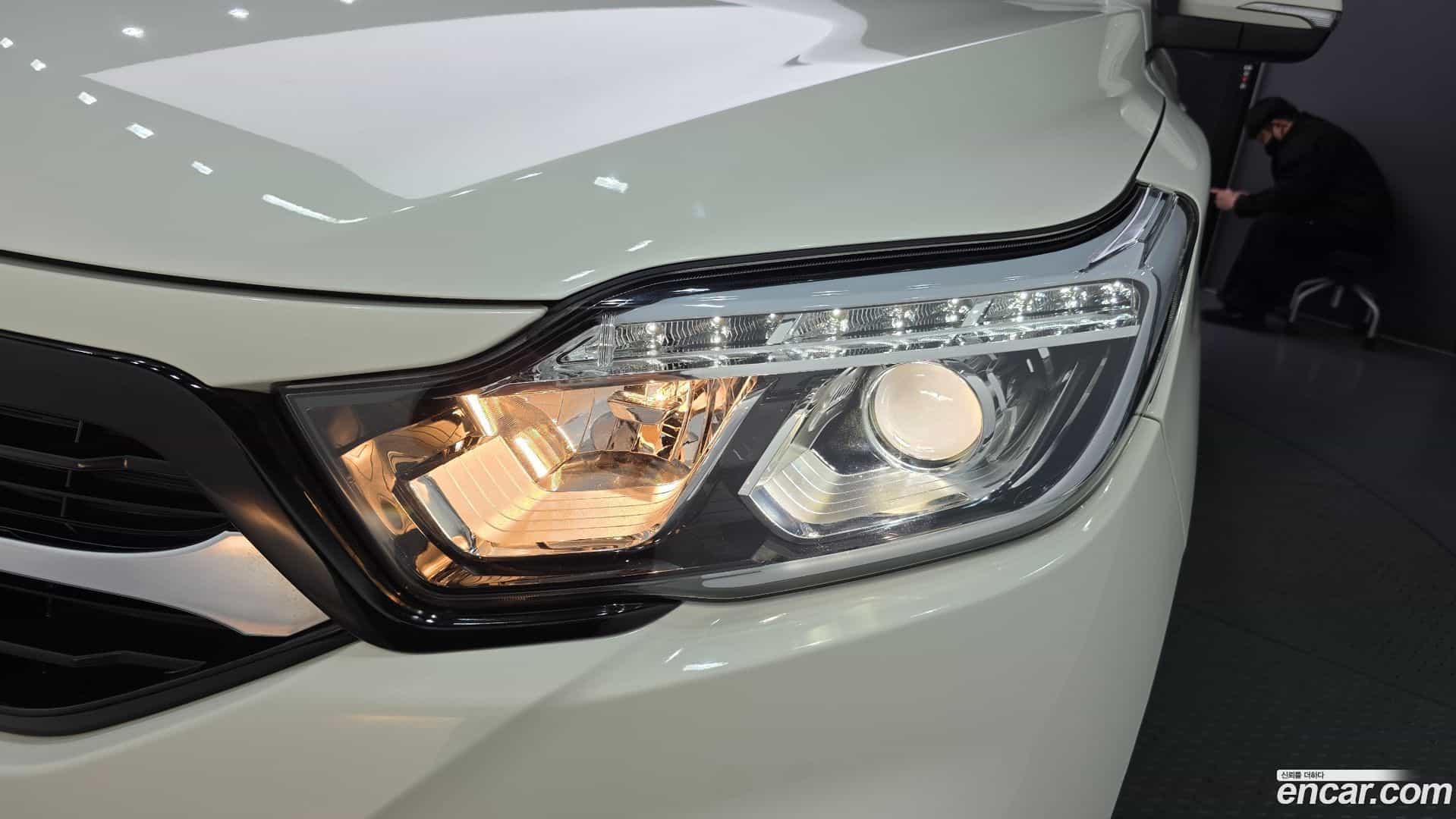 Rexton KG Mobility 2018.8-OUTER-032