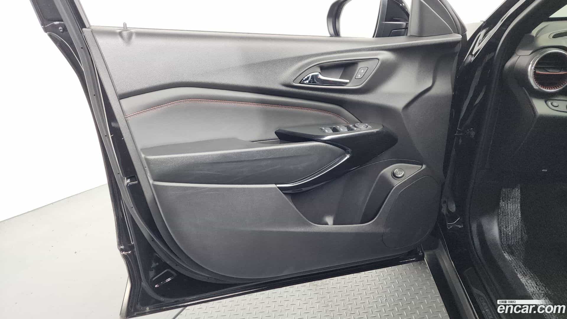 Trax Chevrolet 2025.2-INNER-034