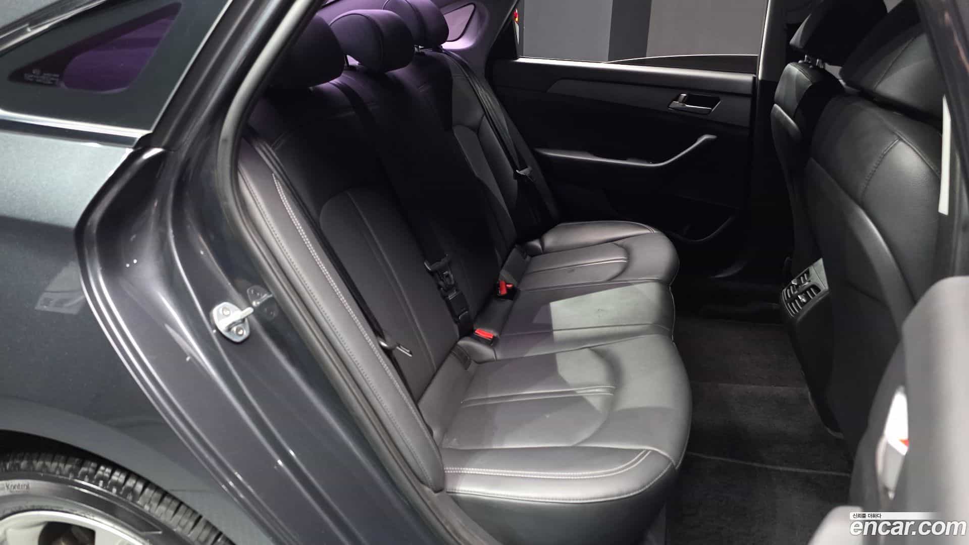 Sonata Hyundai 2018.10-OPTION-015