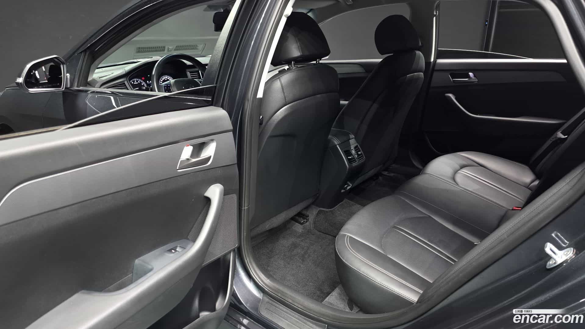 Sonata Hyundai 2018.10-OPTION-016