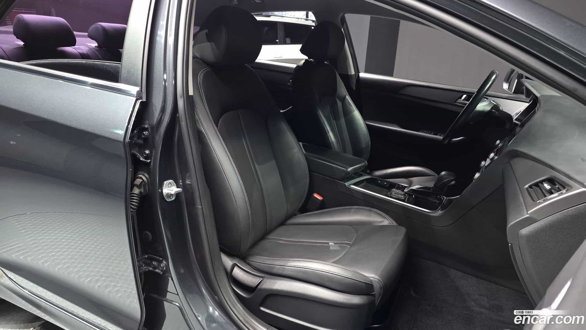 Sonata Hyundai 2018.10-INNER-036