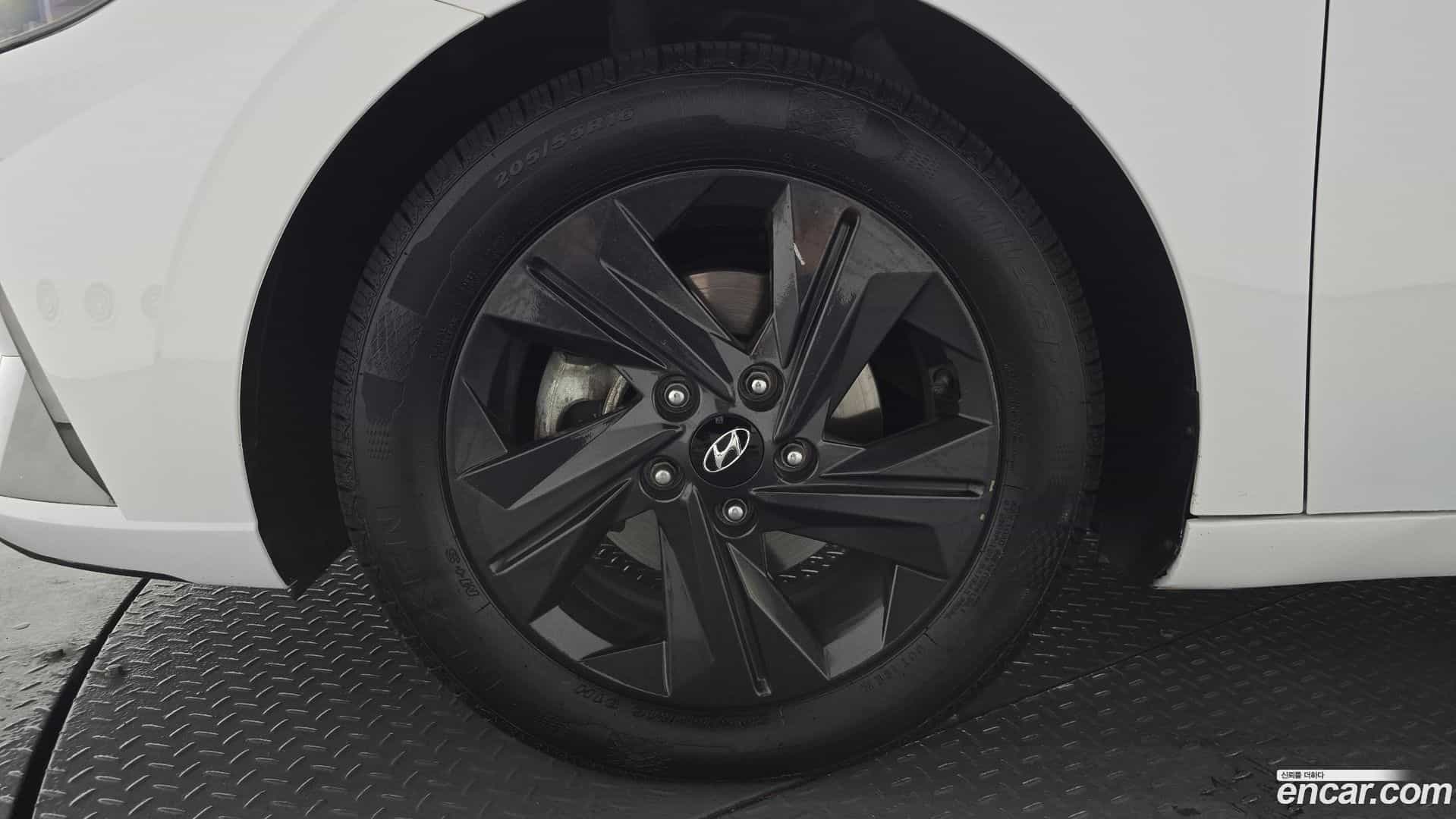 AVANTE Hyundai 2021.10-OUTER-005