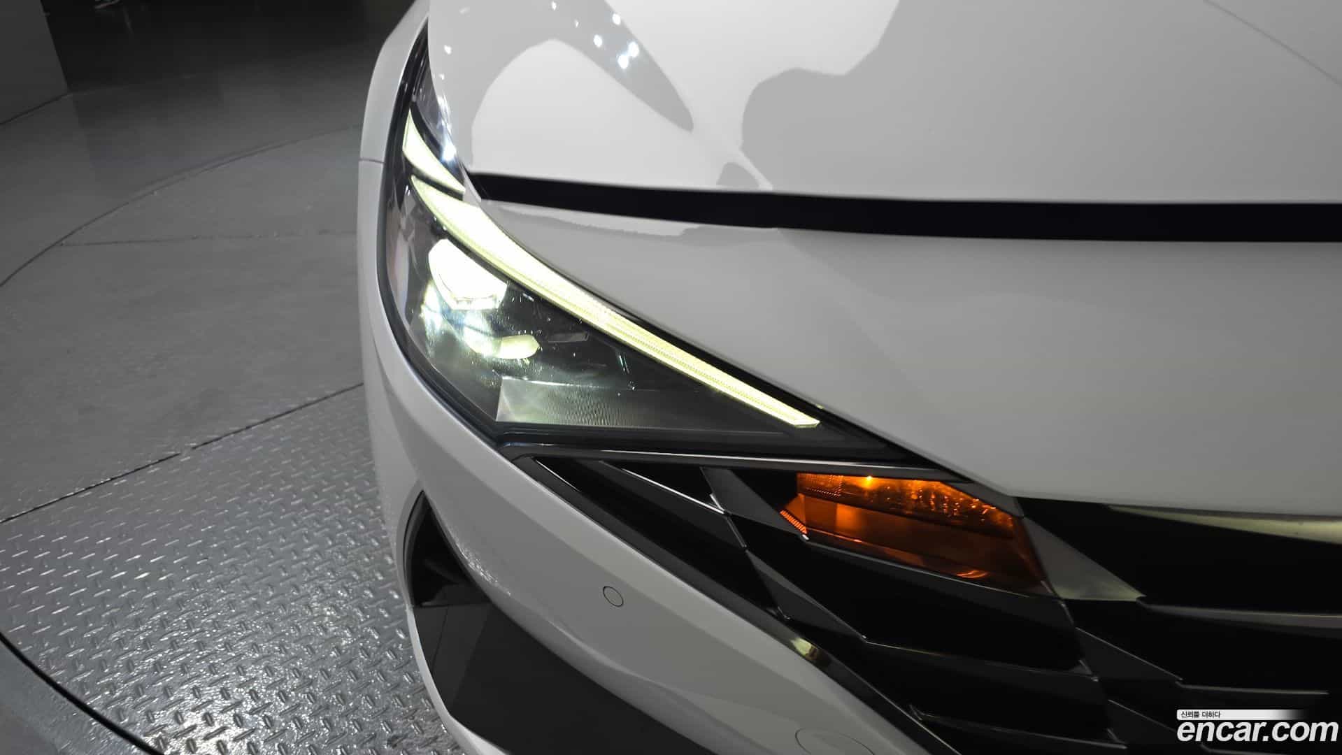 AVANTE Hyundai 2021.10-OUTER-032