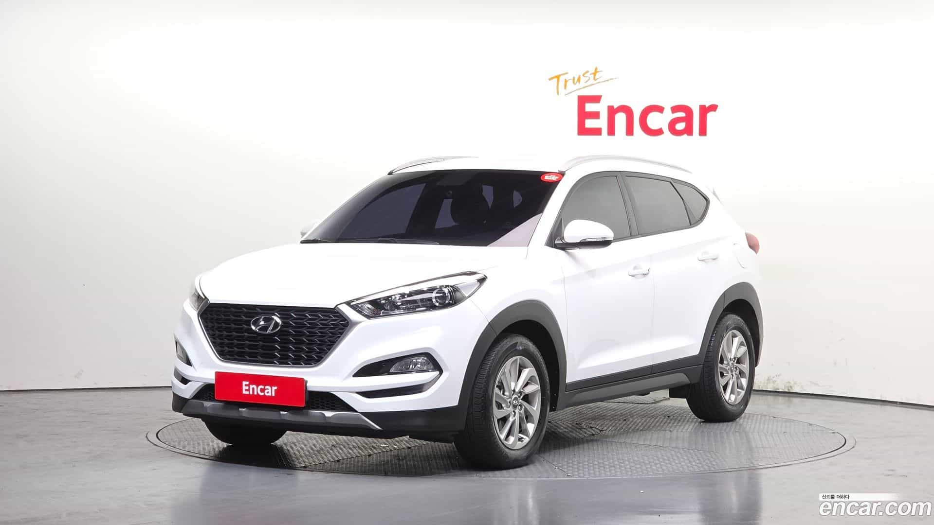 Tucson Hyundai 2016.9-OUTER-001