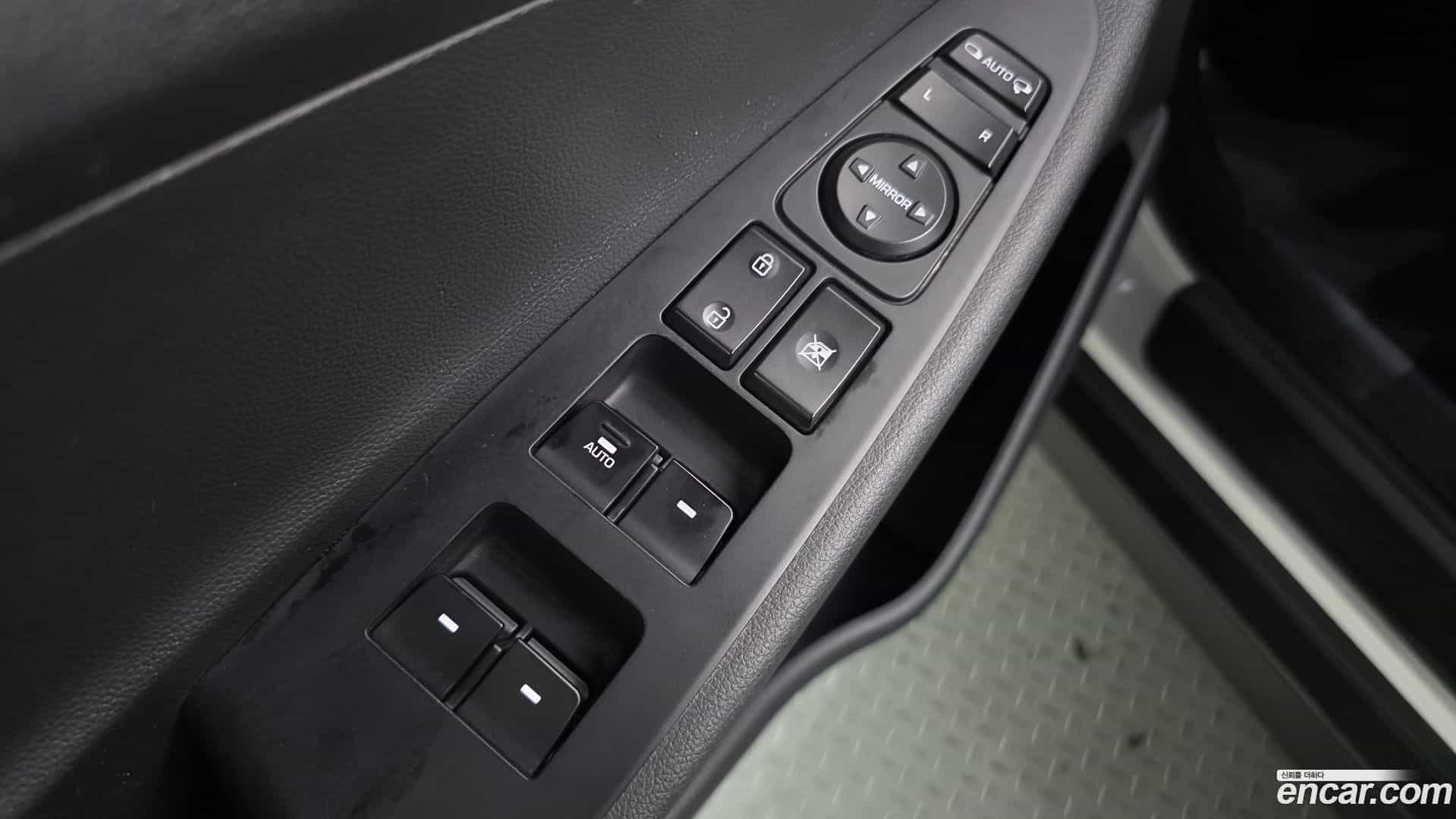 Tucson Hyundai 2016.9-OPTION-017
