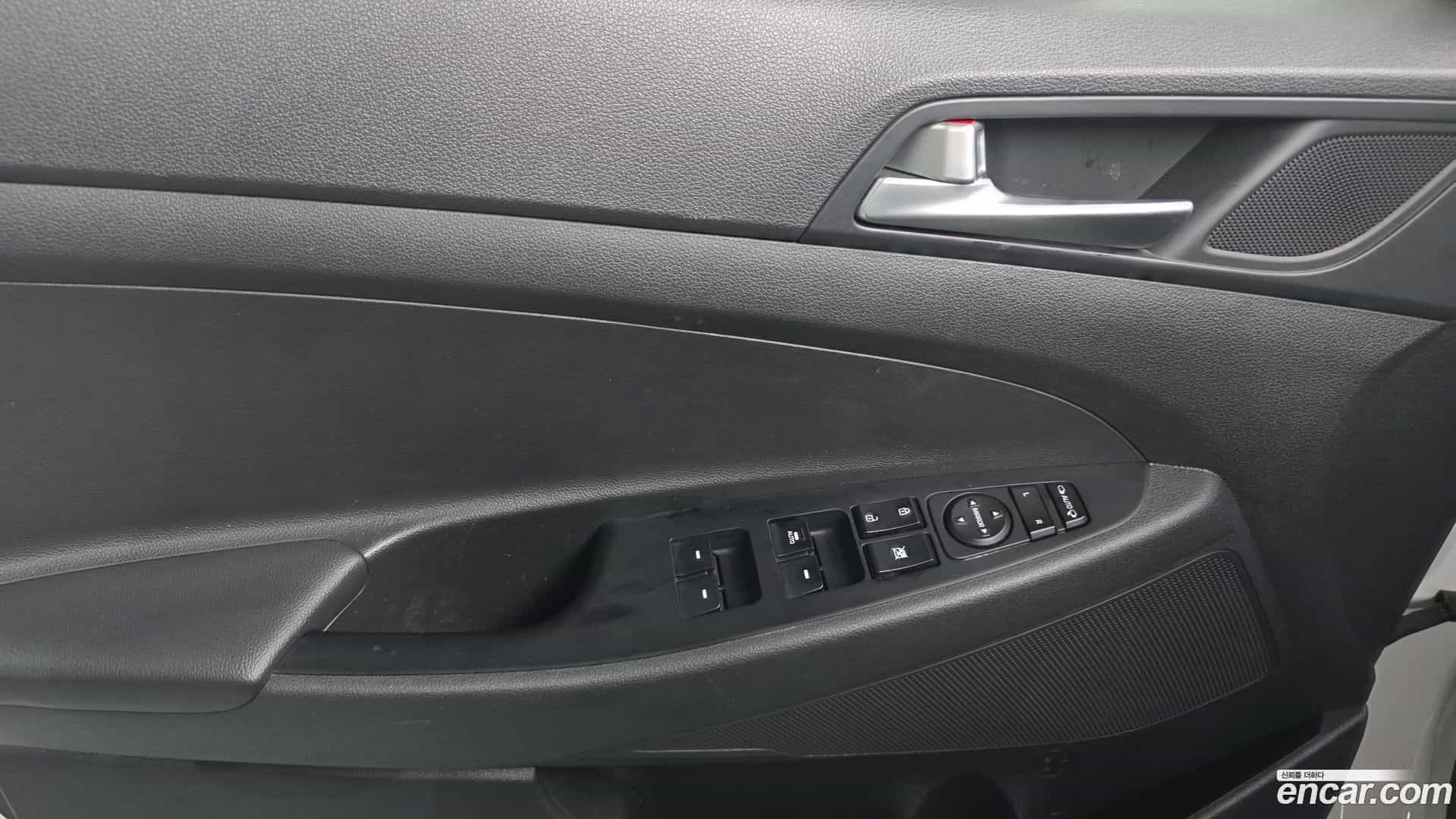 Tucson Hyundai 2016.9-INNER-034
