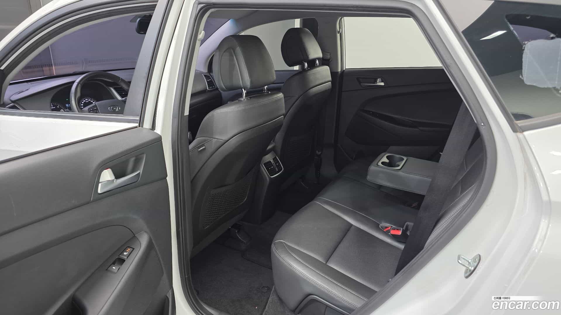 Tucson Hyundai 2016.9-INNER-036