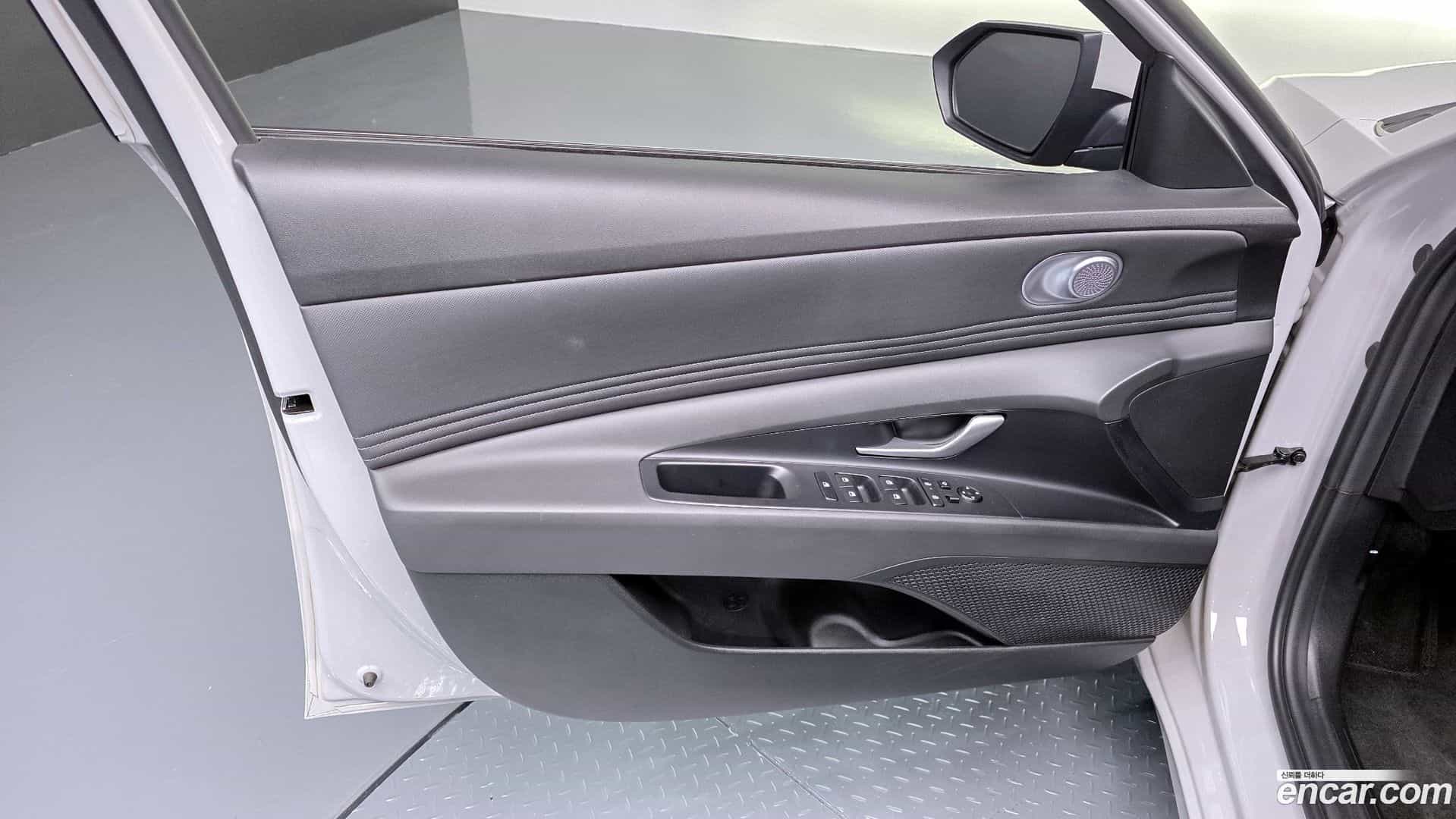 AVANTE Hyundai 2025.8-INNER-034