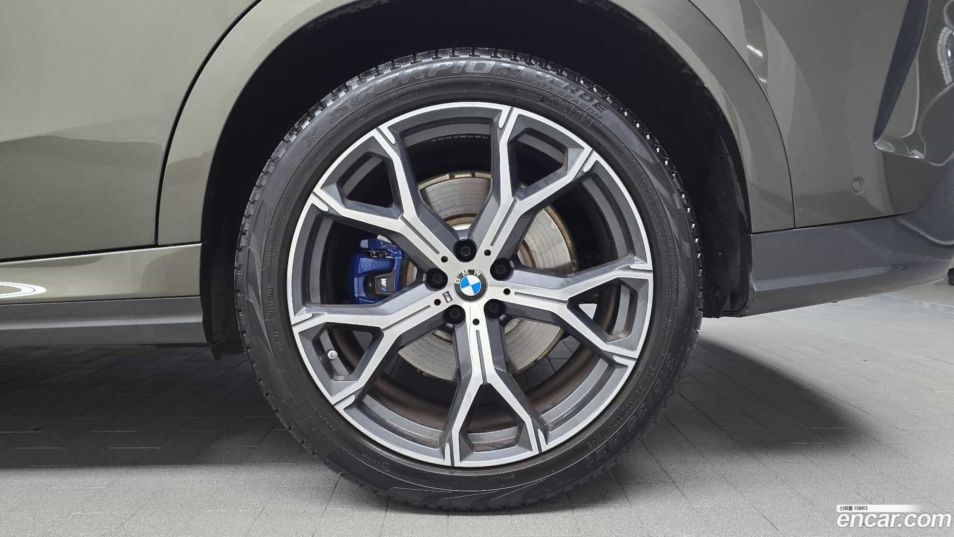 X6 BMW 2021.6-OUTER-031