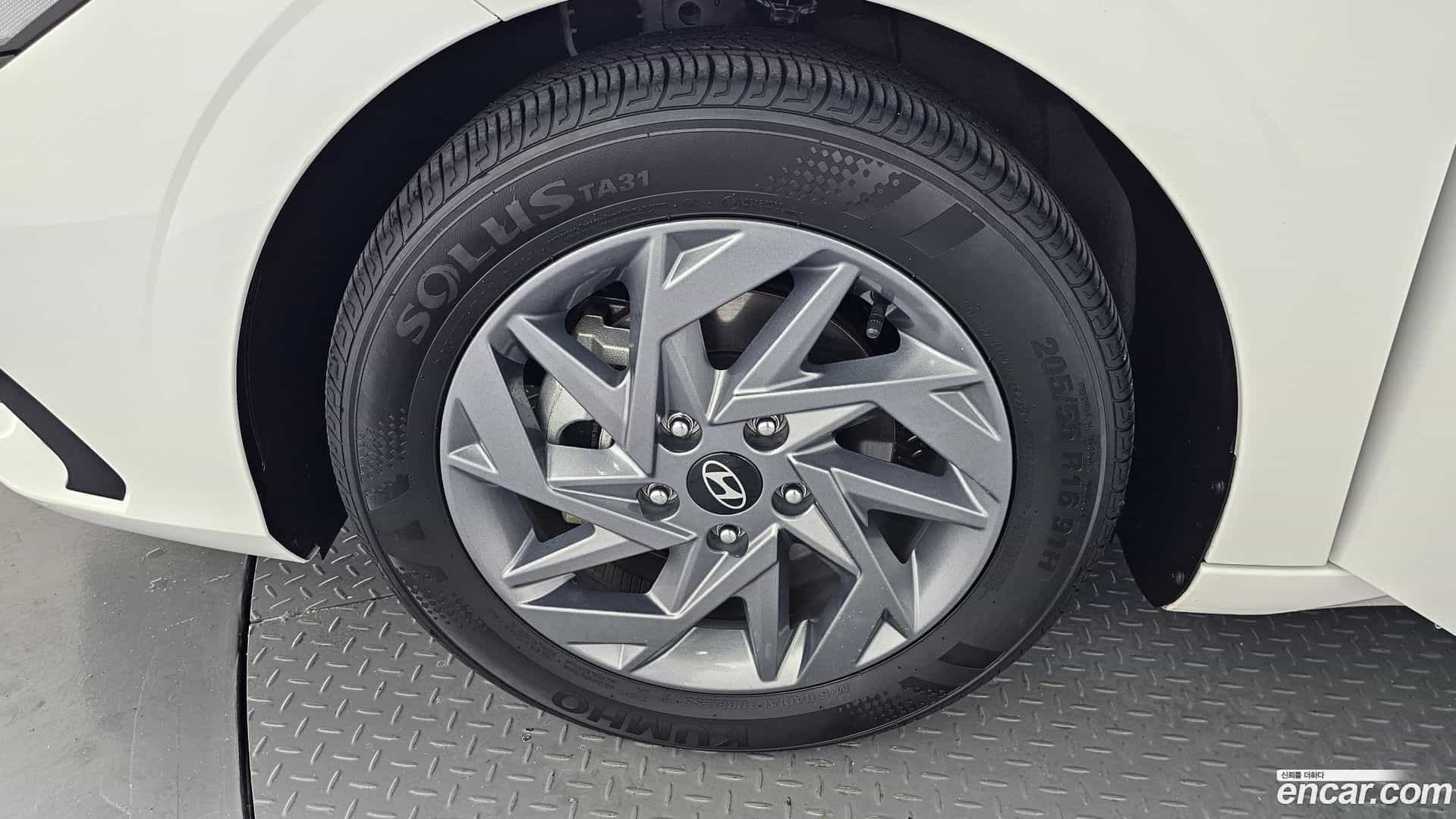 AVANTE Hyundai 2023.8-OUTER-005