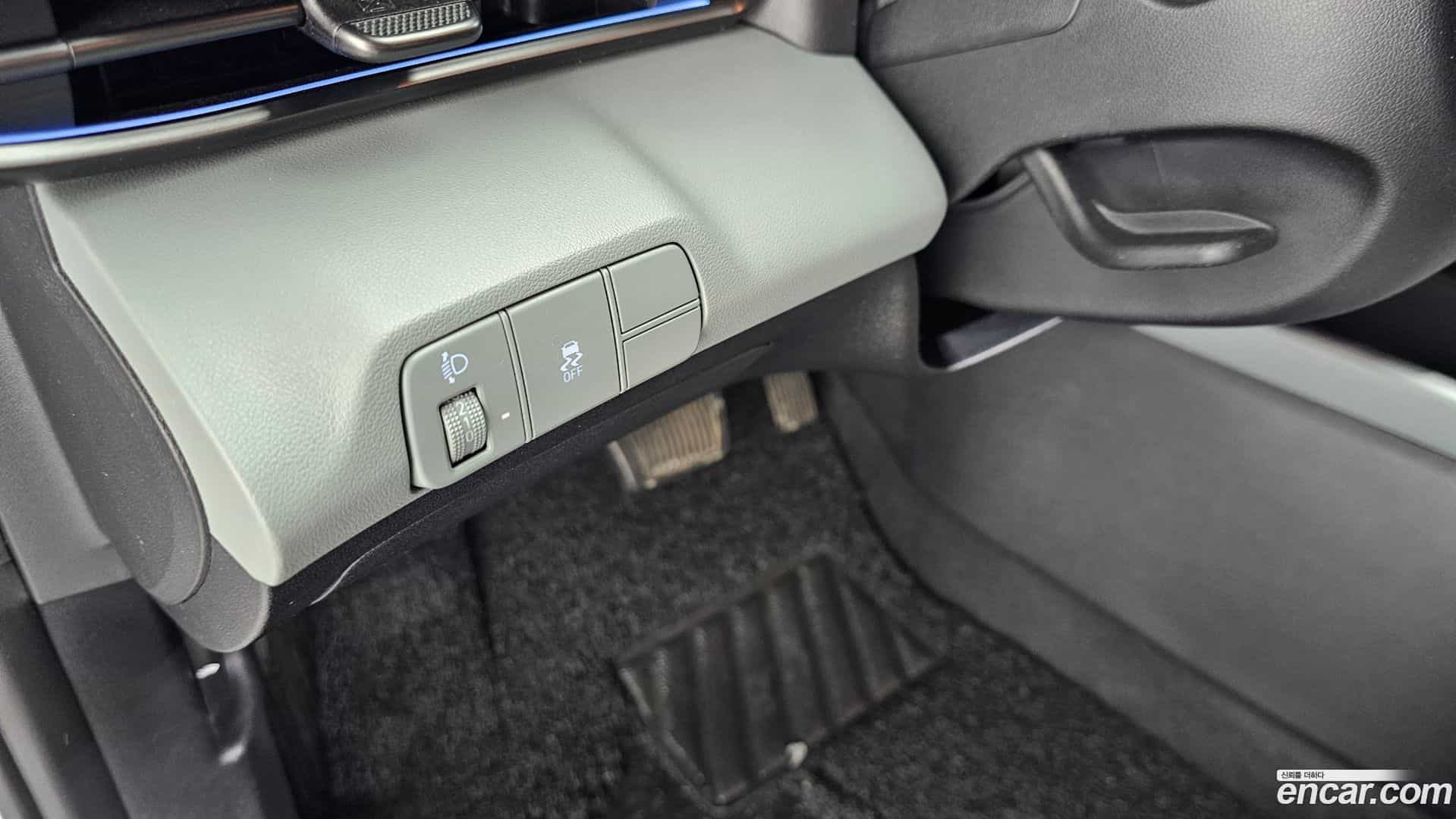 AVANTE Hyundai 2023.8-OPTION-018