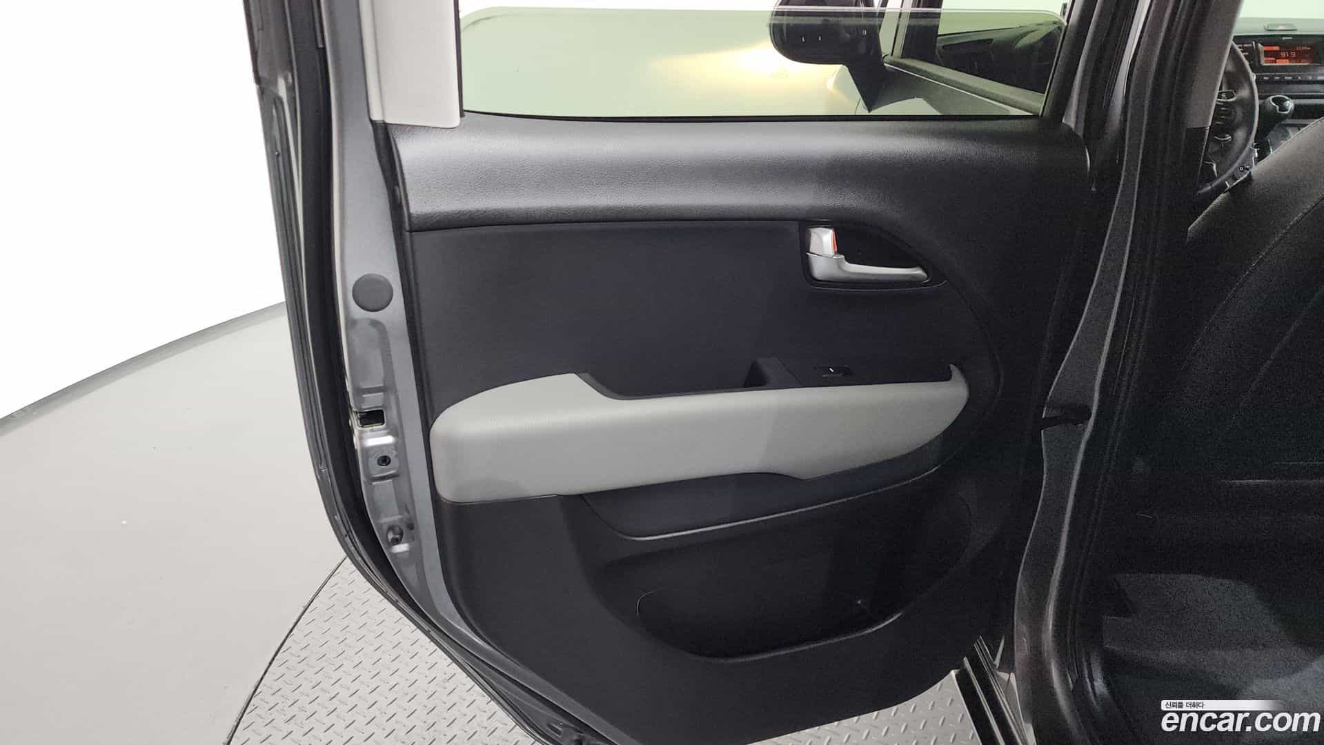 RAY Kia 2023.3-INNER-035