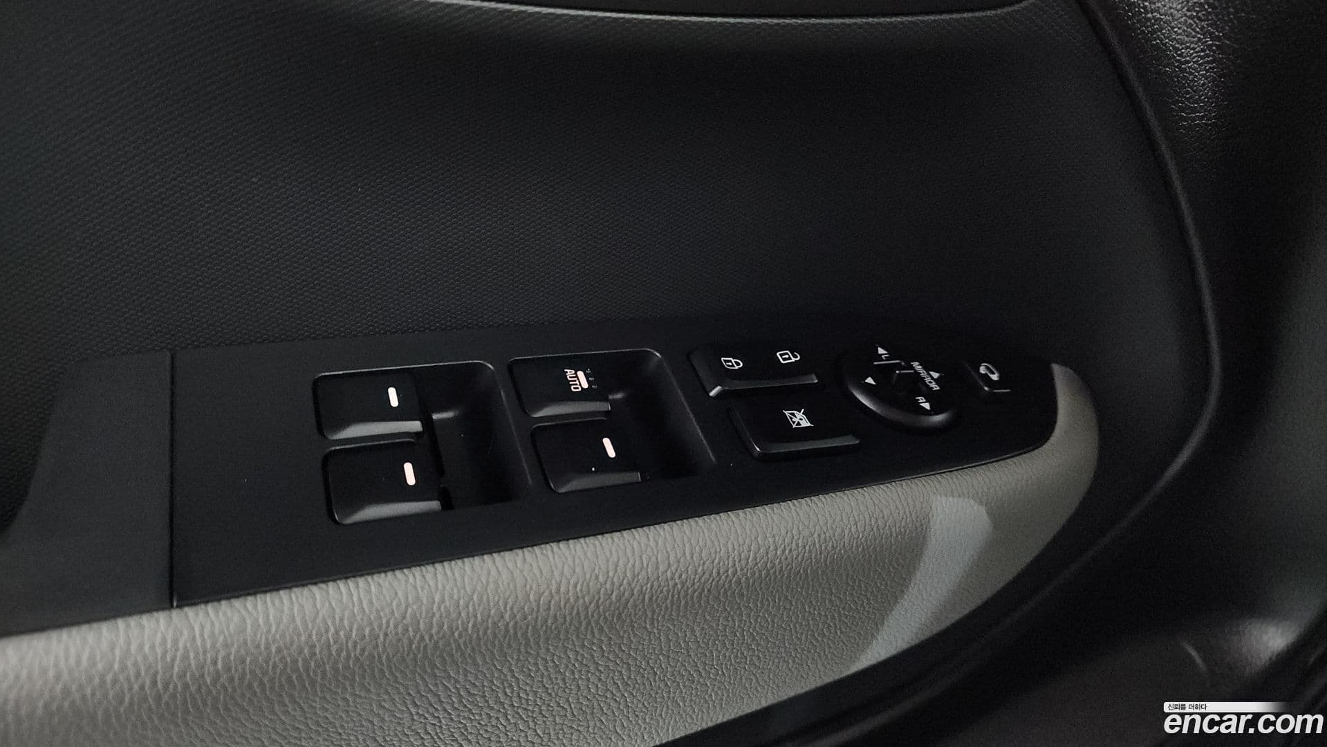 Main__Slider__Photo:RAY Kia 2023.3-32