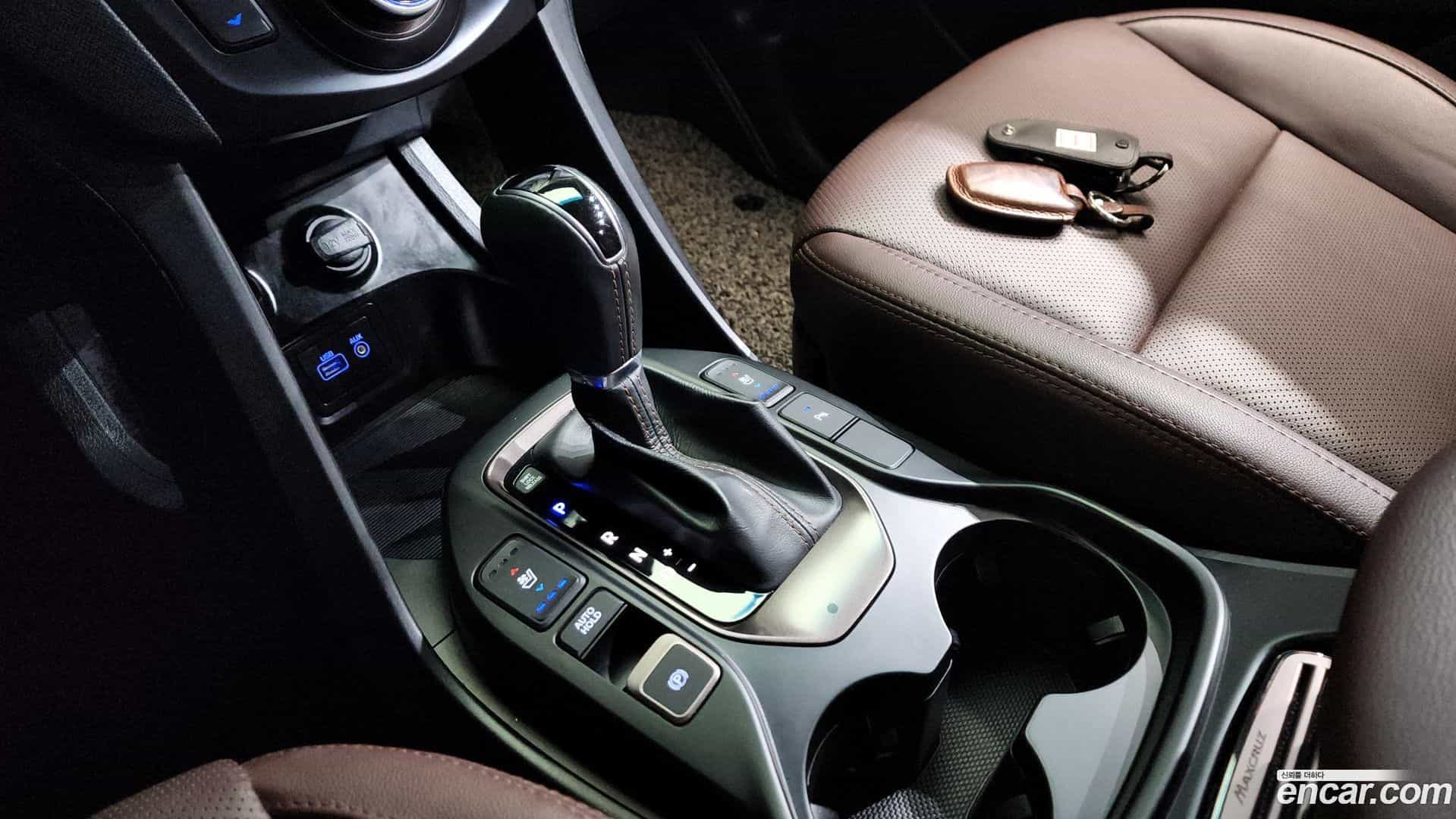 Maxcruz Hyundai 2017.6-INNER-009