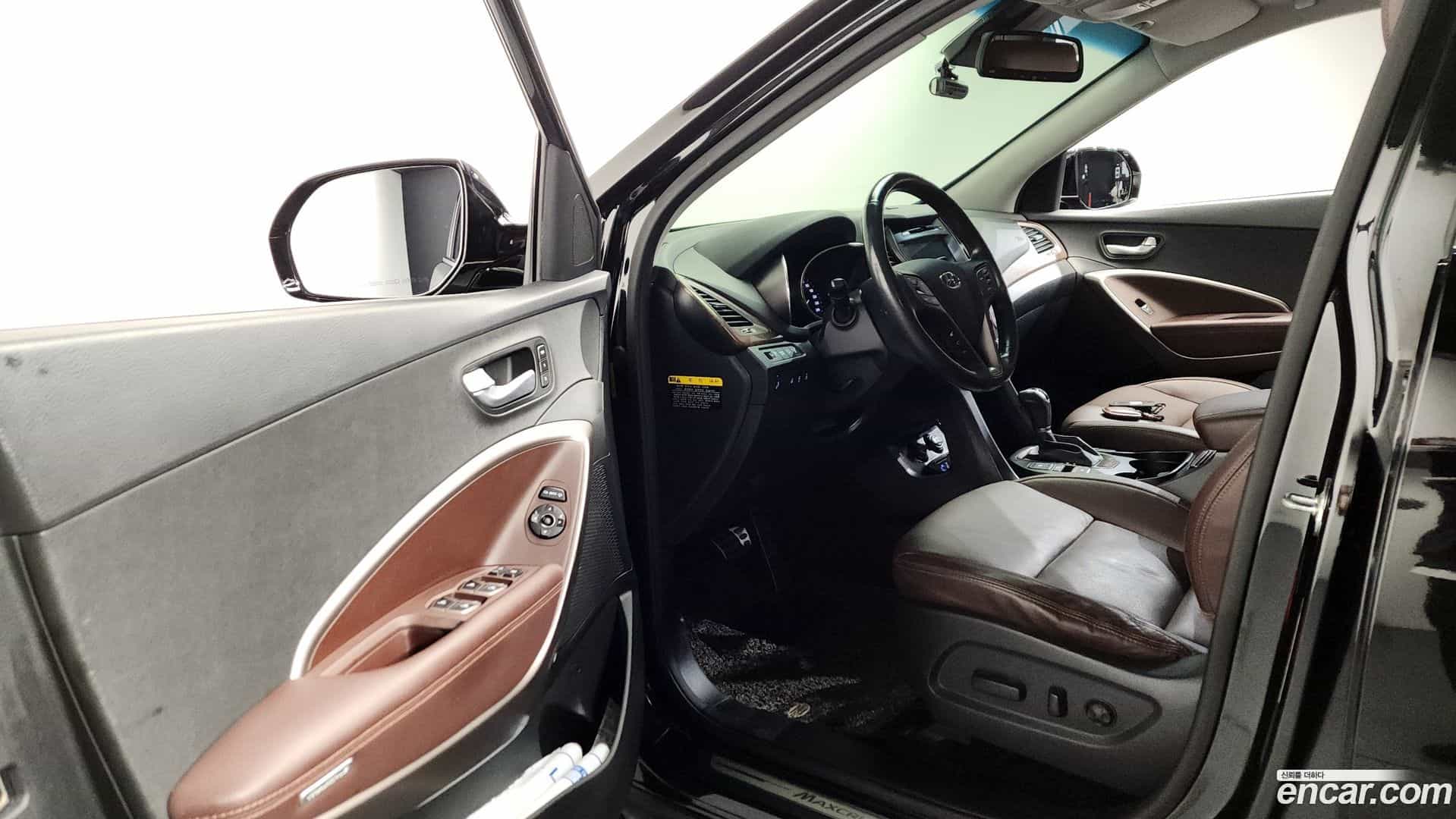 Maxcruz Hyundai 2017.6-INNER-010