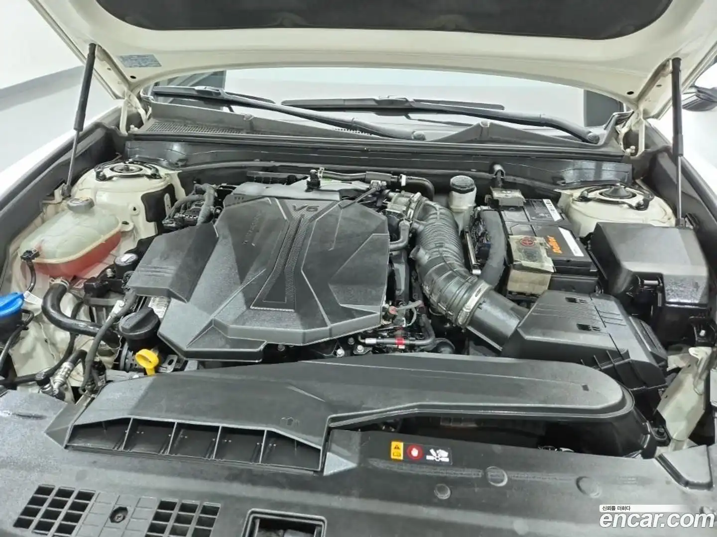 Grandeur Hyundai 2023.10-OUTER-005