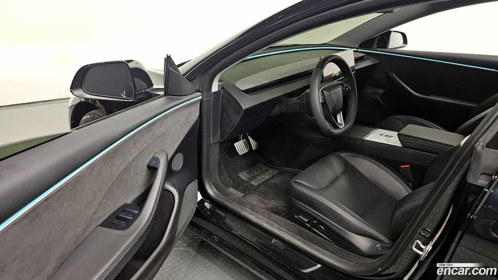 Model 3 Tesla 2024.6-INNER-010