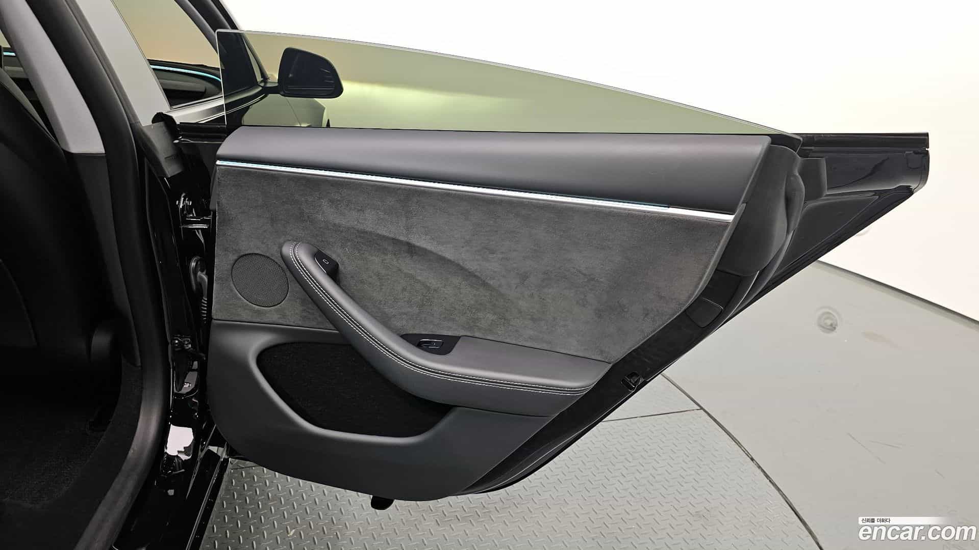 Model 3 Tesla 2024.6-OPTION-042