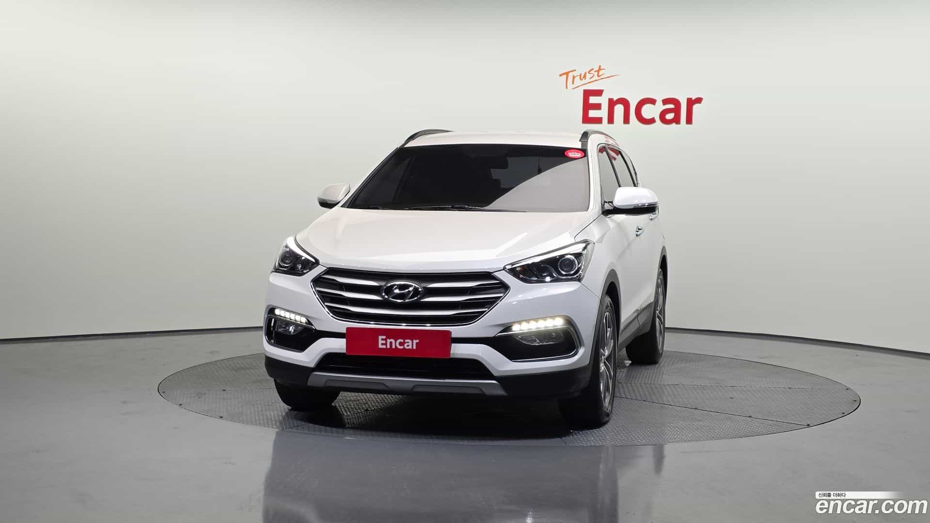 Santafe Hyundai 2016.9-OUTER-003