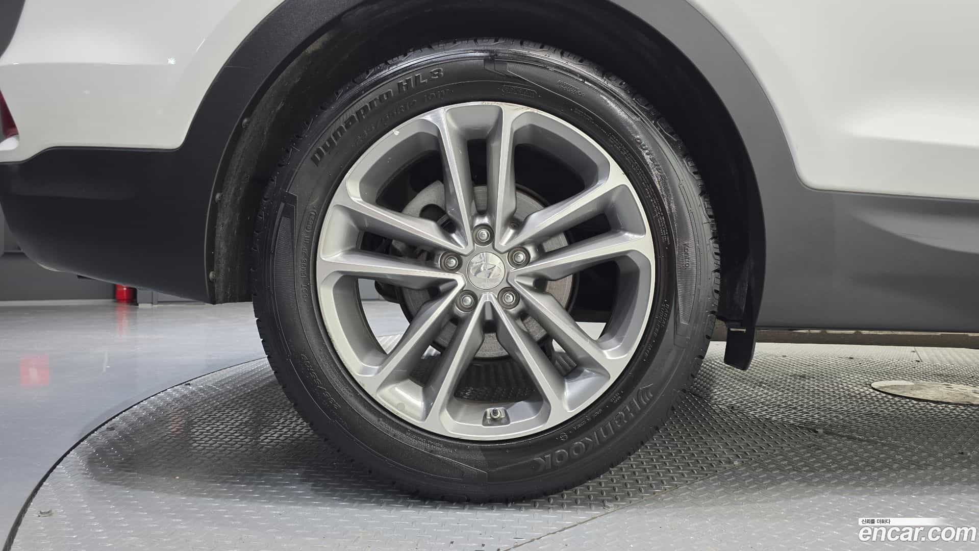 Santafe Hyundai 2016.9-OUTER-005