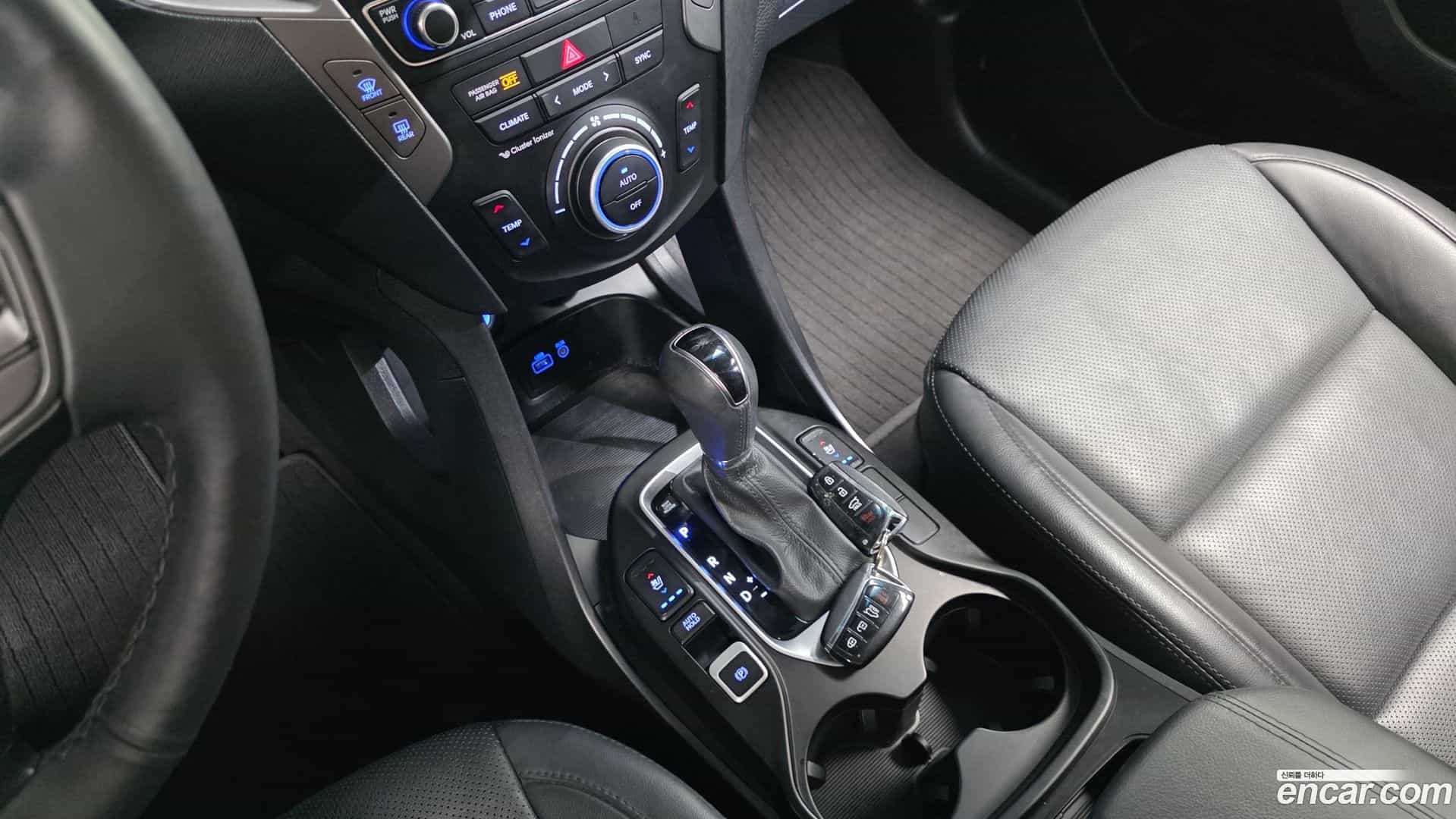 Santafe Hyundai 2016.9-INNER-009