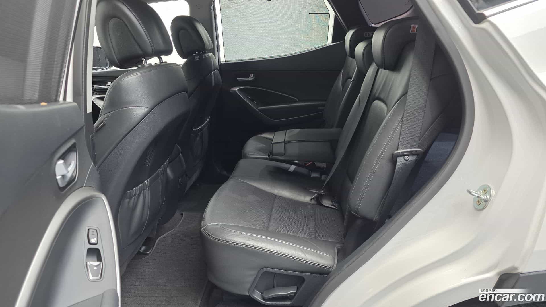Santafe Hyundai 2016.9-OPTION-016