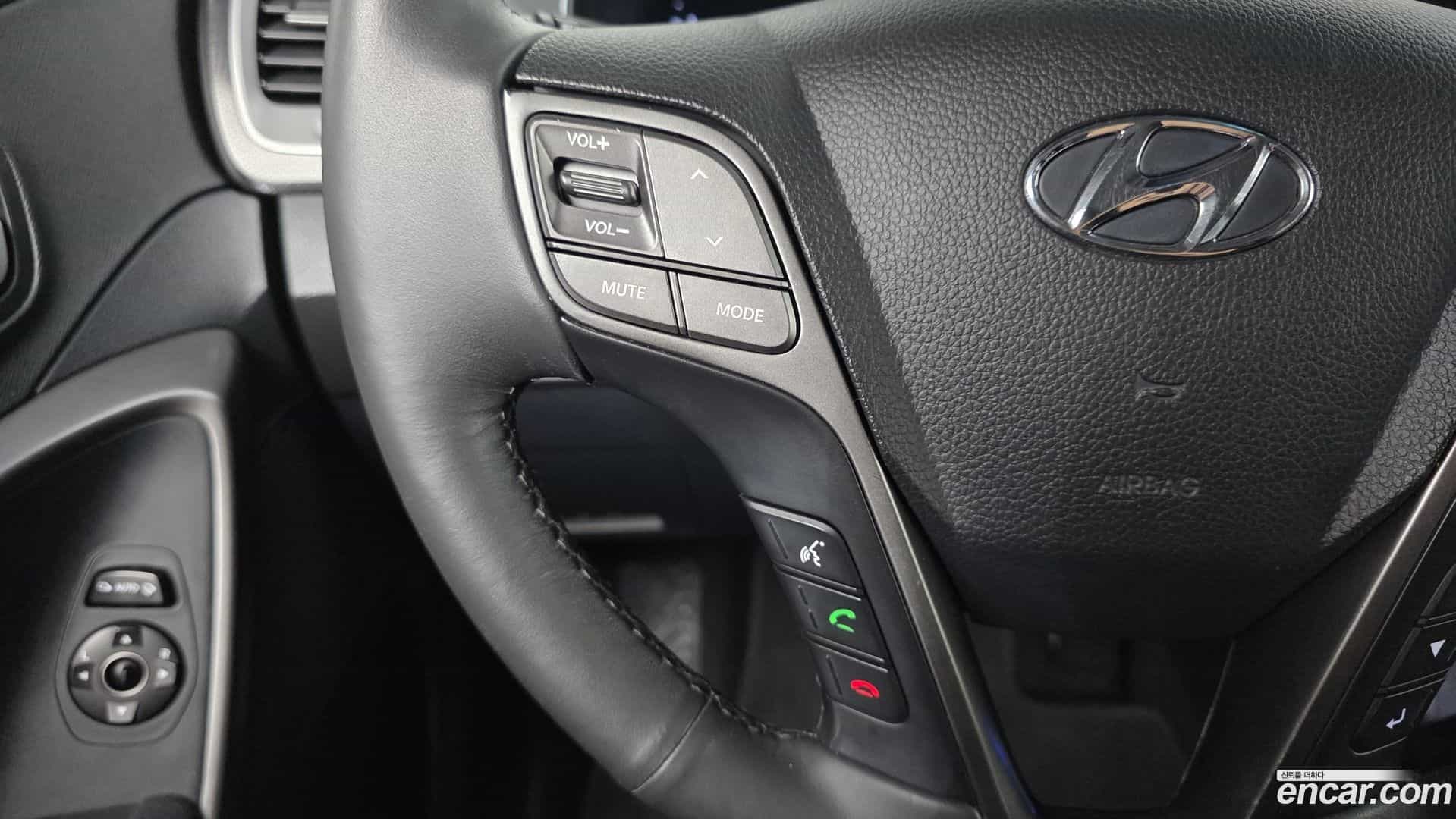 Santafe Hyundai 2016.9-OPTION-022