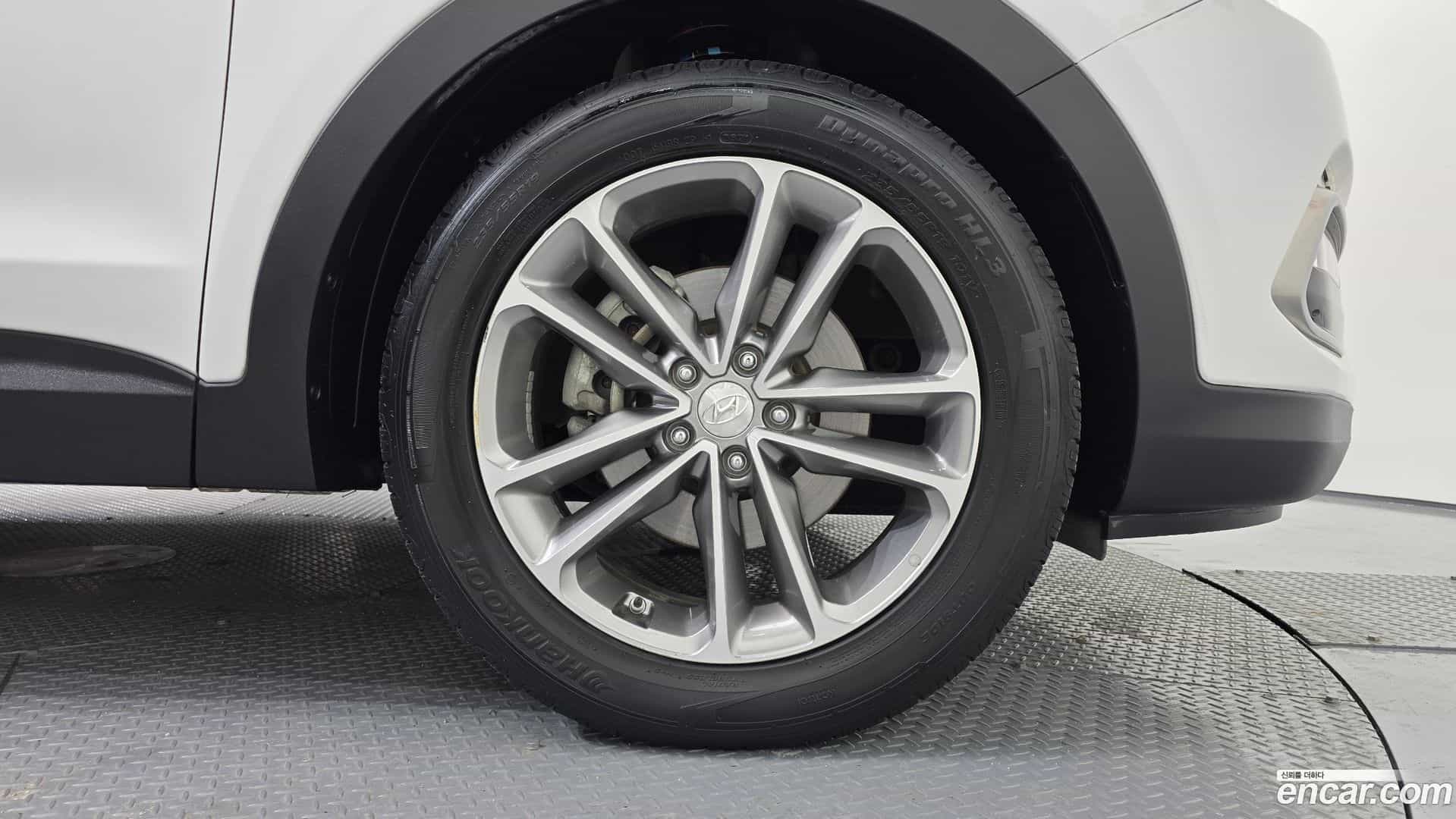 Santafe Hyundai 2016.9-OUTER-031