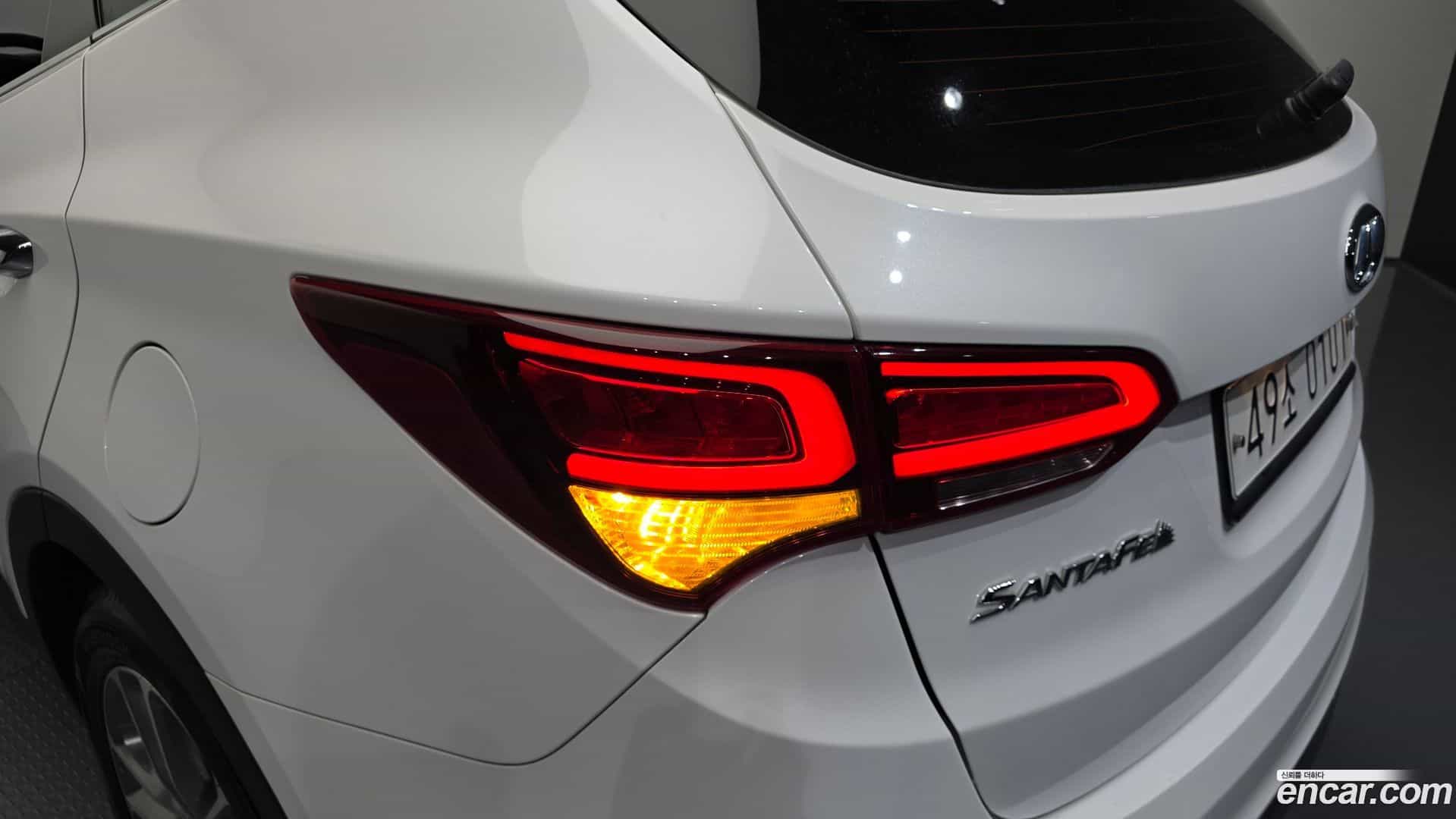 Santafe Hyundai 2016.9-OUTER-033