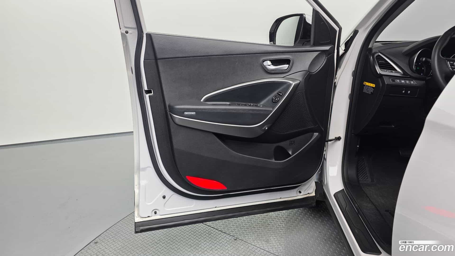Santafe Hyundai 2016.9-INNER-034