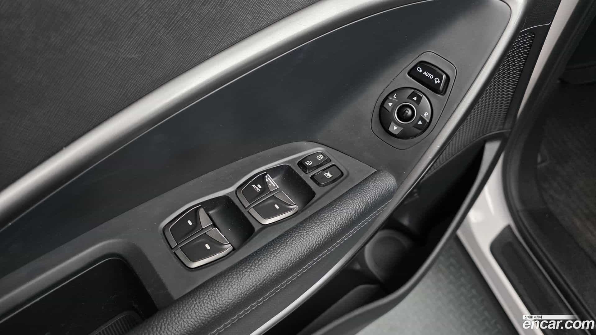 Santafe Hyundai 2016.9-OPTION-048