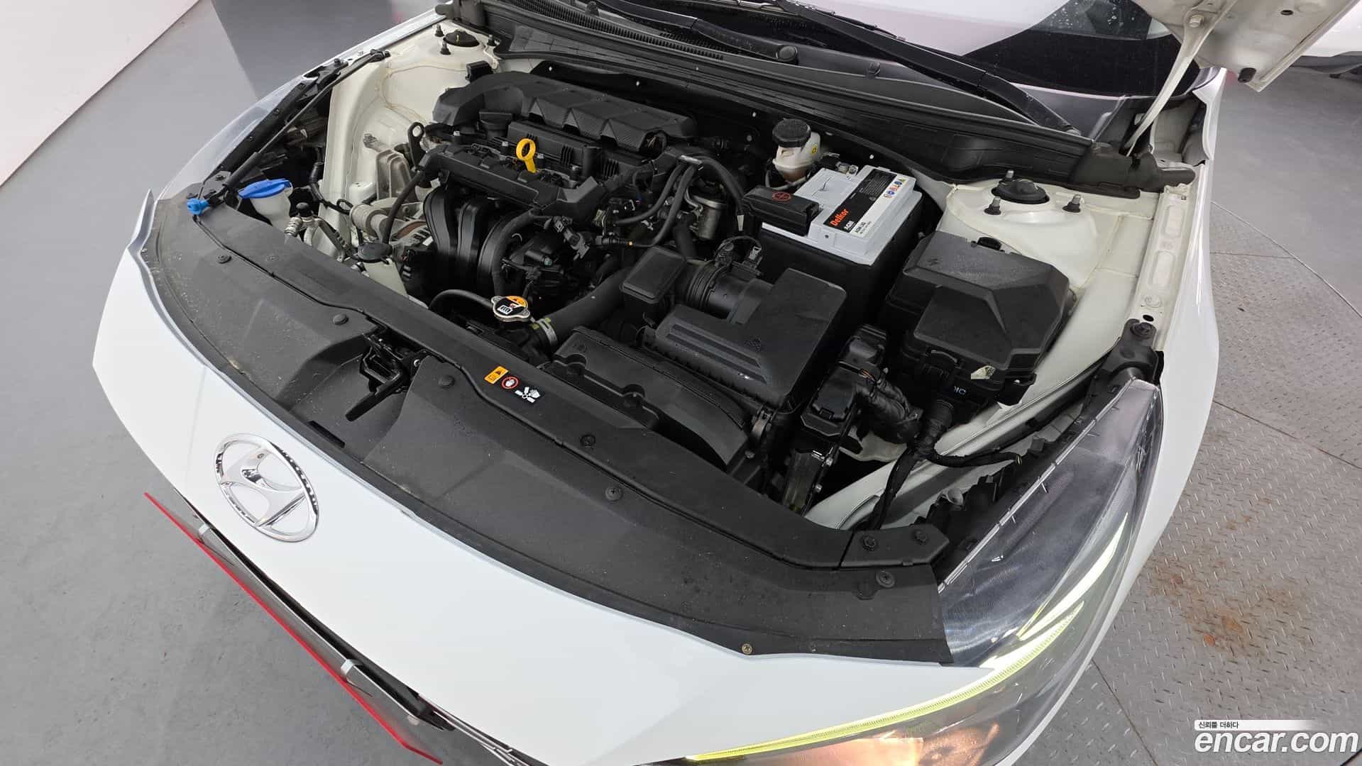 AVANTE Hyundai 2021.6-OUTER-006