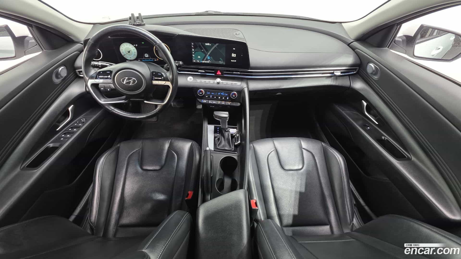AVANTE Hyundai 2021.6-INNER-007