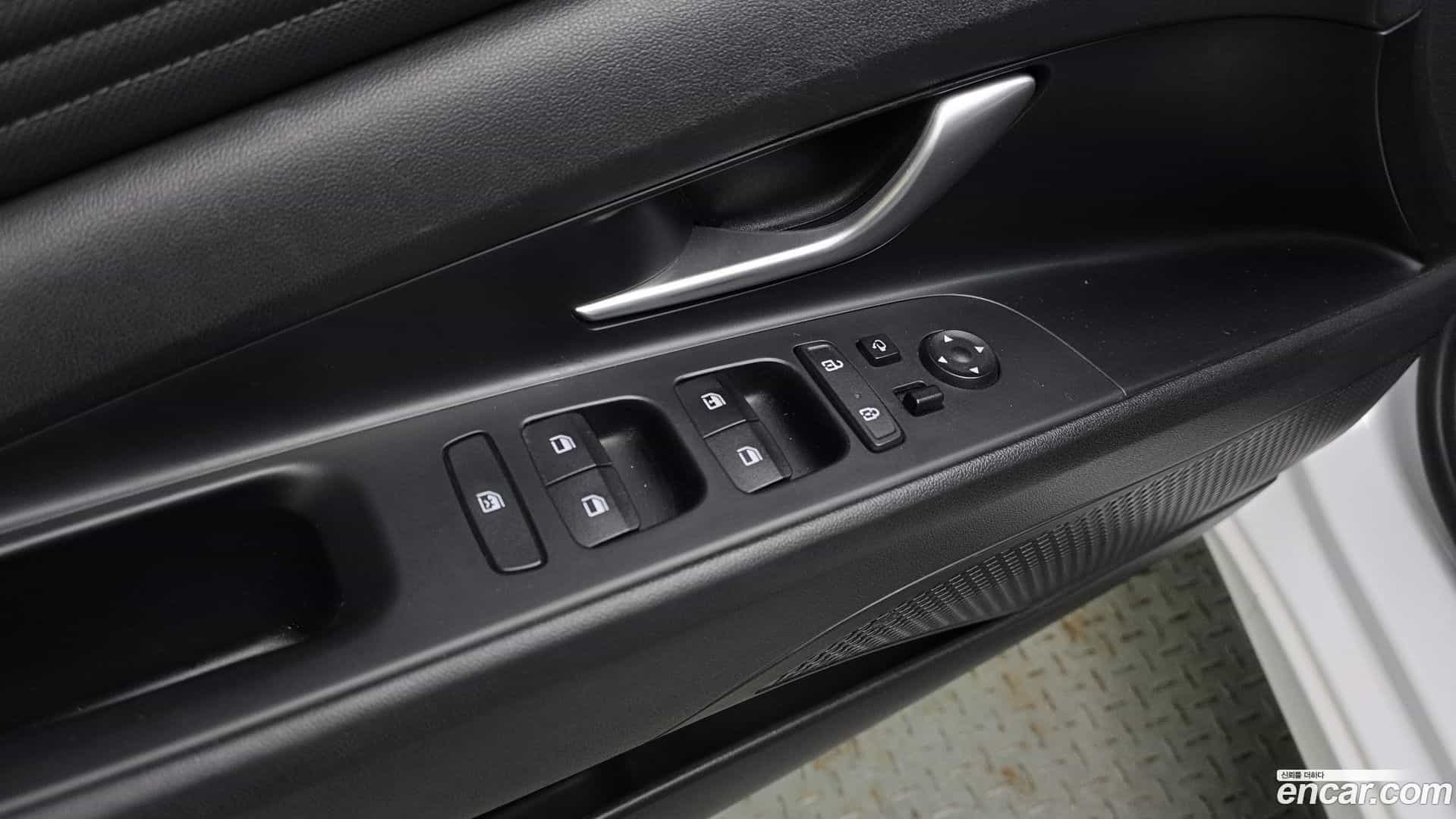AVANTE Hyundai 2021.6-OPTION-023