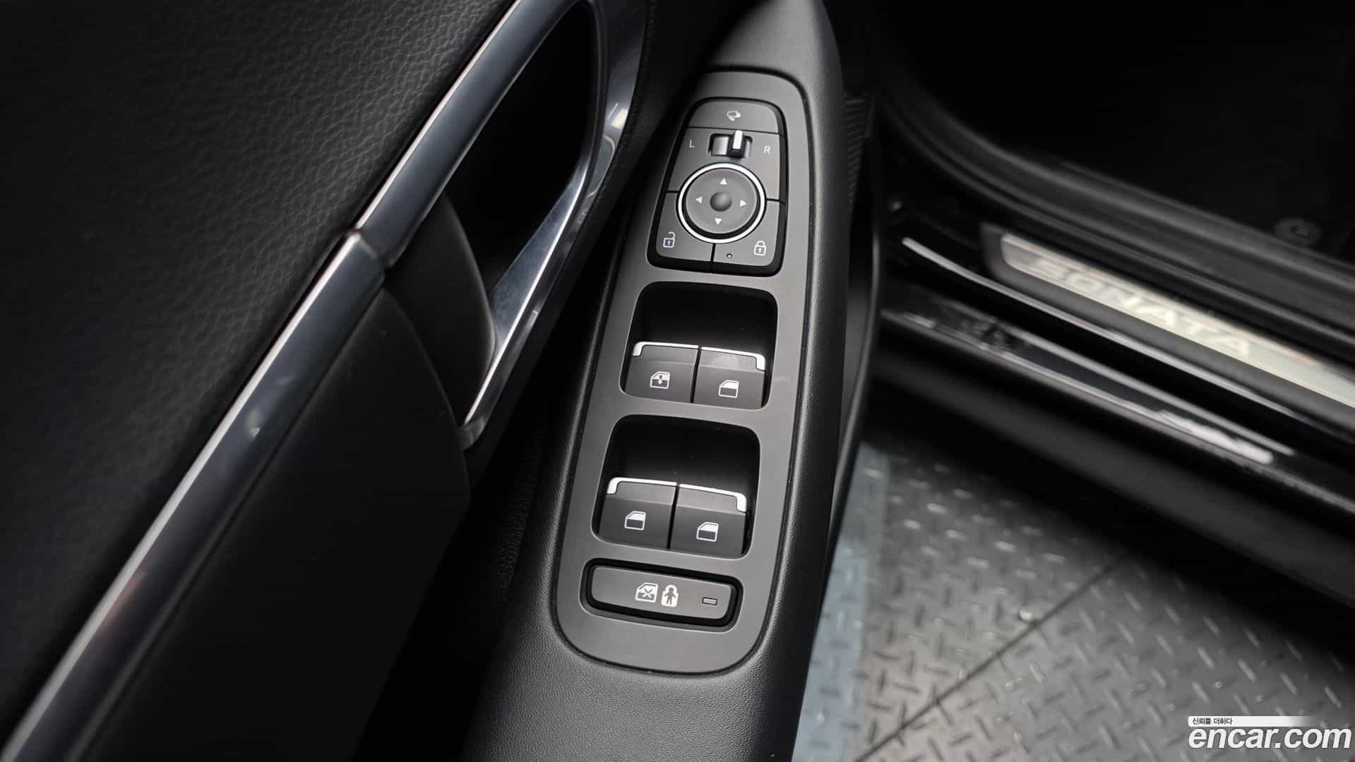 Sonata Hyundai 2019.11-OPTION-018