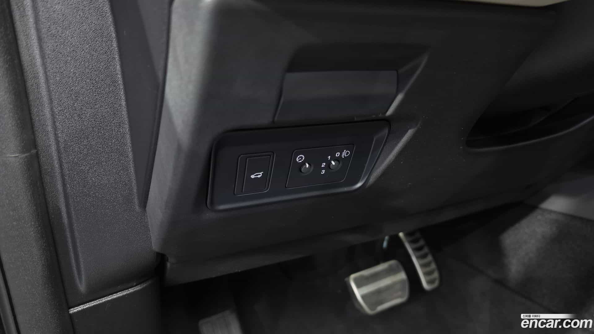 Discovery Sport Land Rover 2025.5-OPTION-042