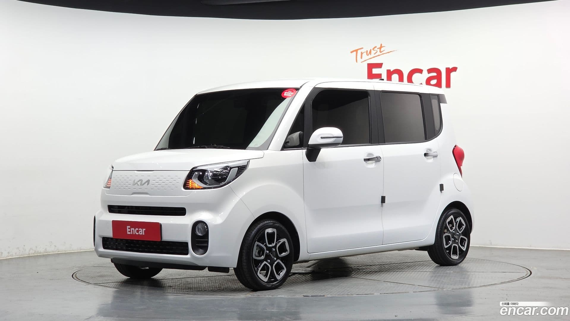 Main__Slider__Photo:RAY Kia 2022.4-0