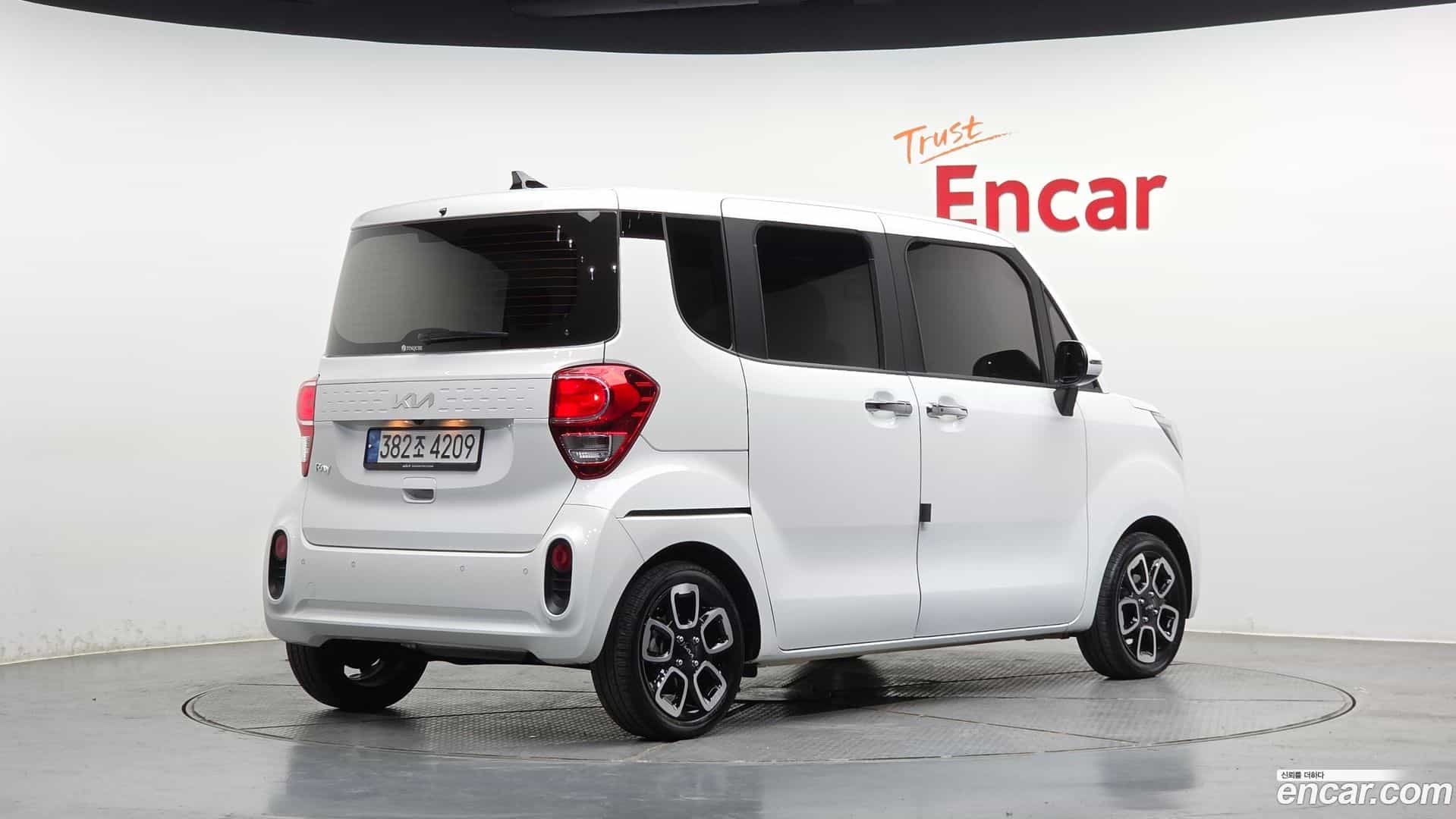 RAY Kia 2022.4-OUTER-002