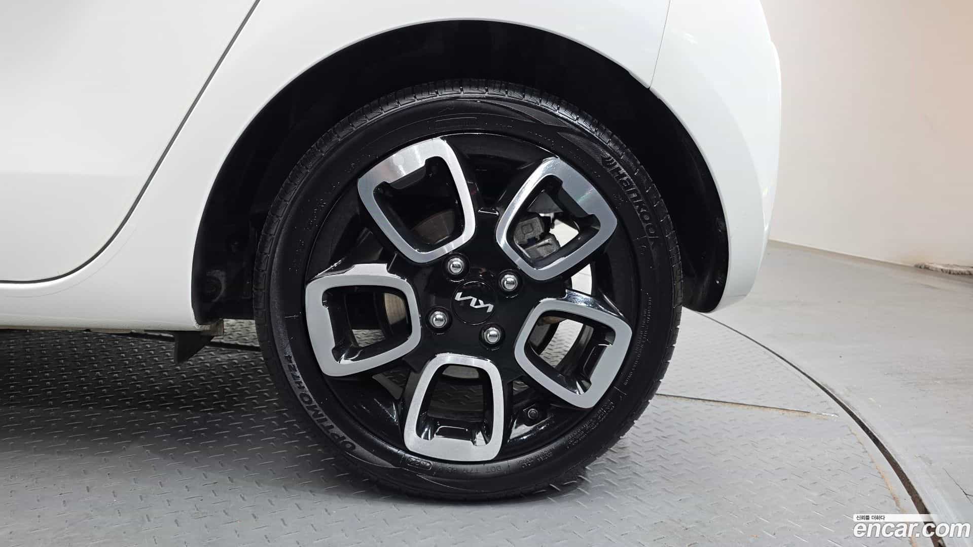 RAY Kia 2022.4-OUTER-031