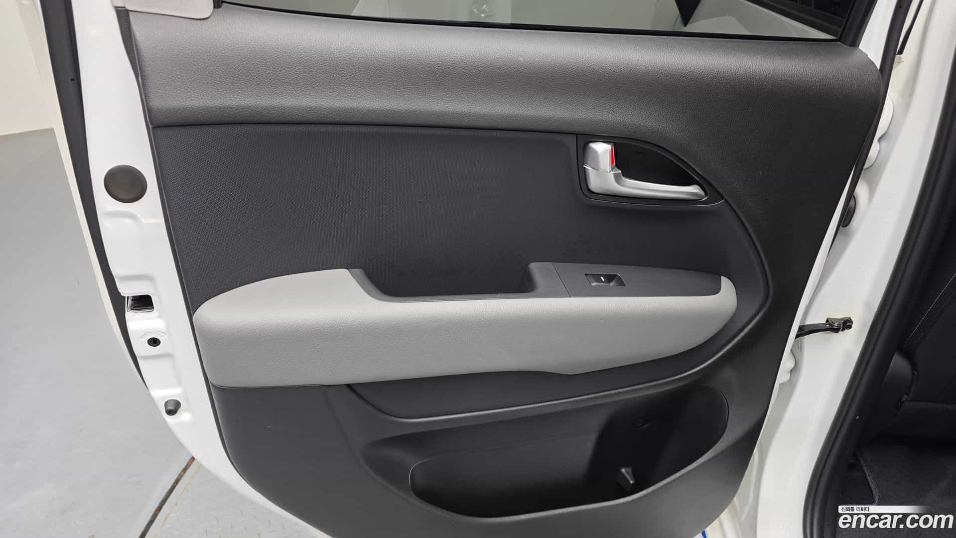 RAY Kia 2022.4-INNER-035