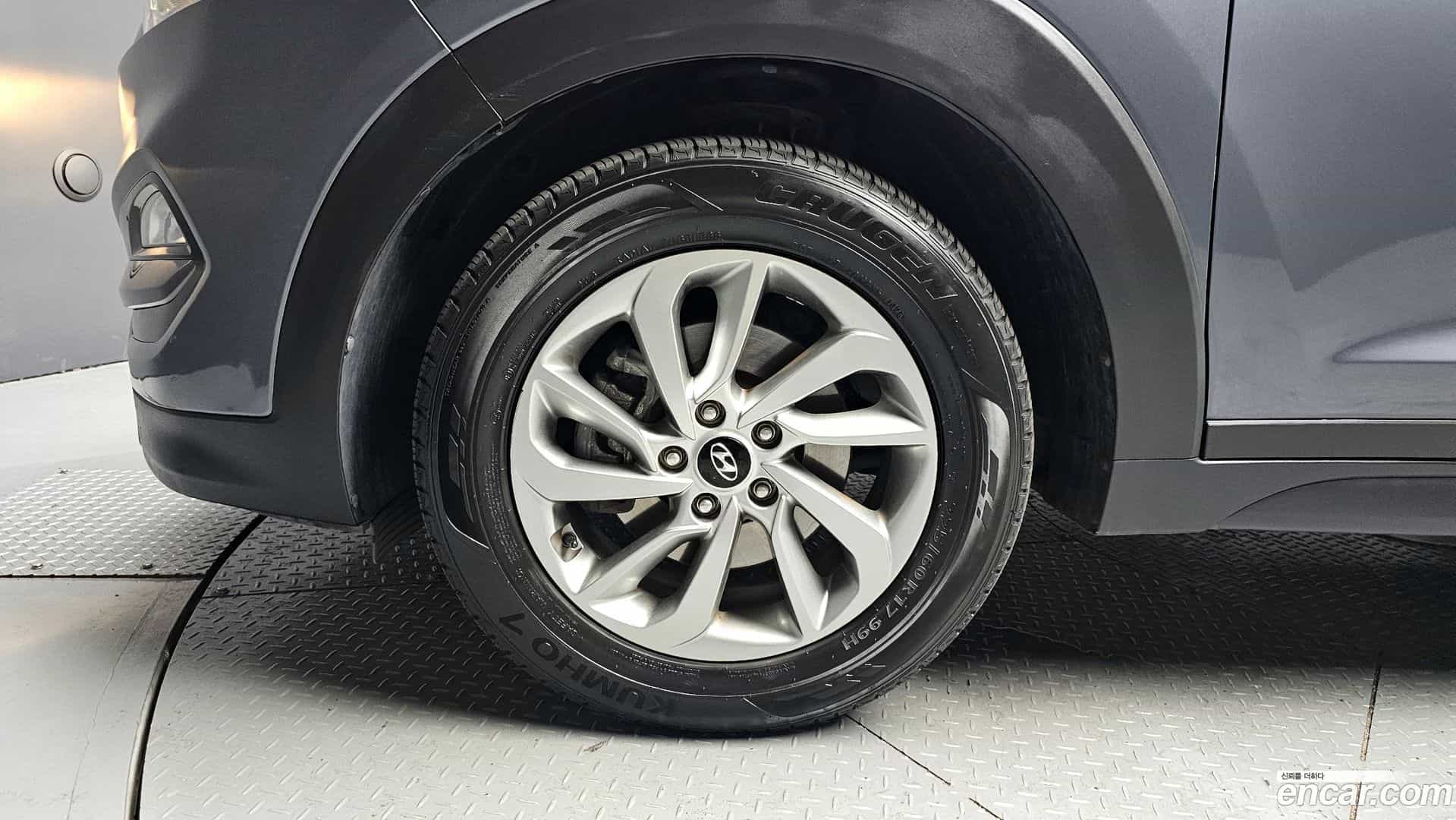 Tucson Hyundai 2017.0-OUTER-005